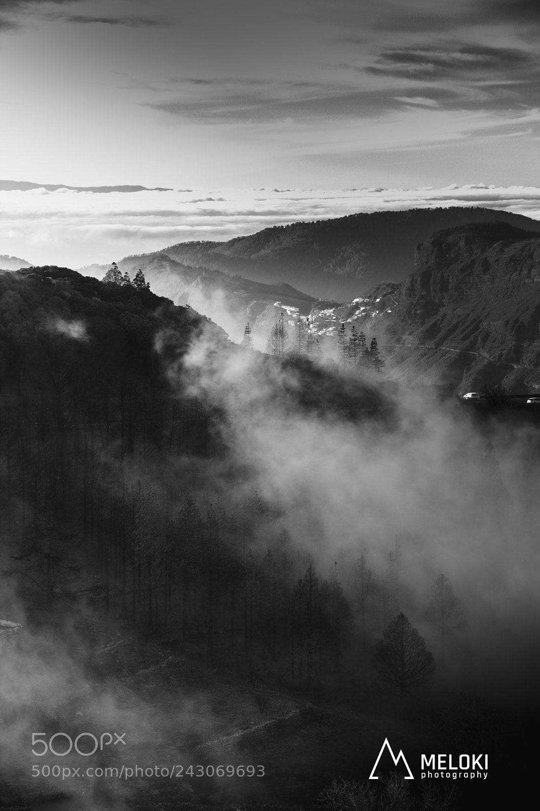 Canon EOS 60D sample photo. Clouds ascending photography