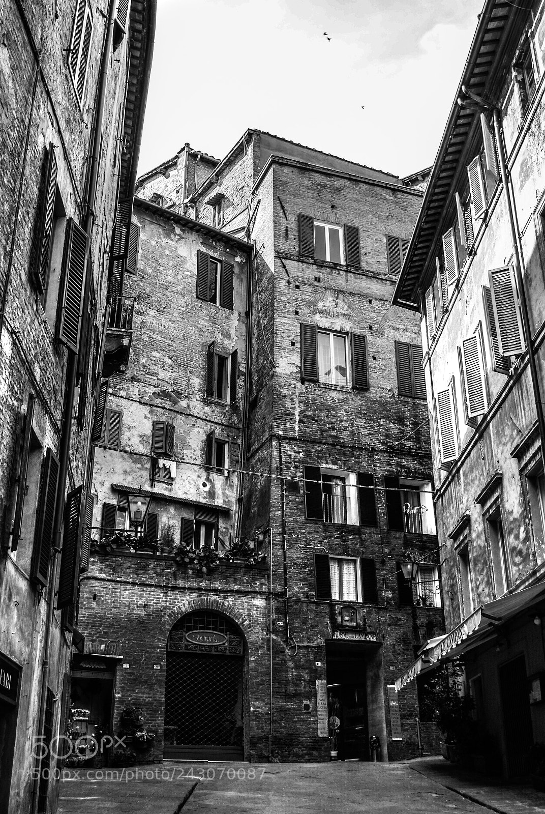 Pentax K20D sample photo. A piece of italy photography