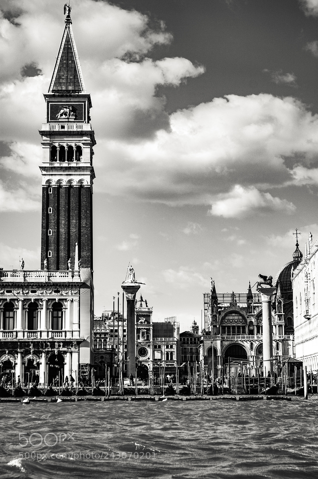 Pentax K20D sample photo. A piece of italy photography