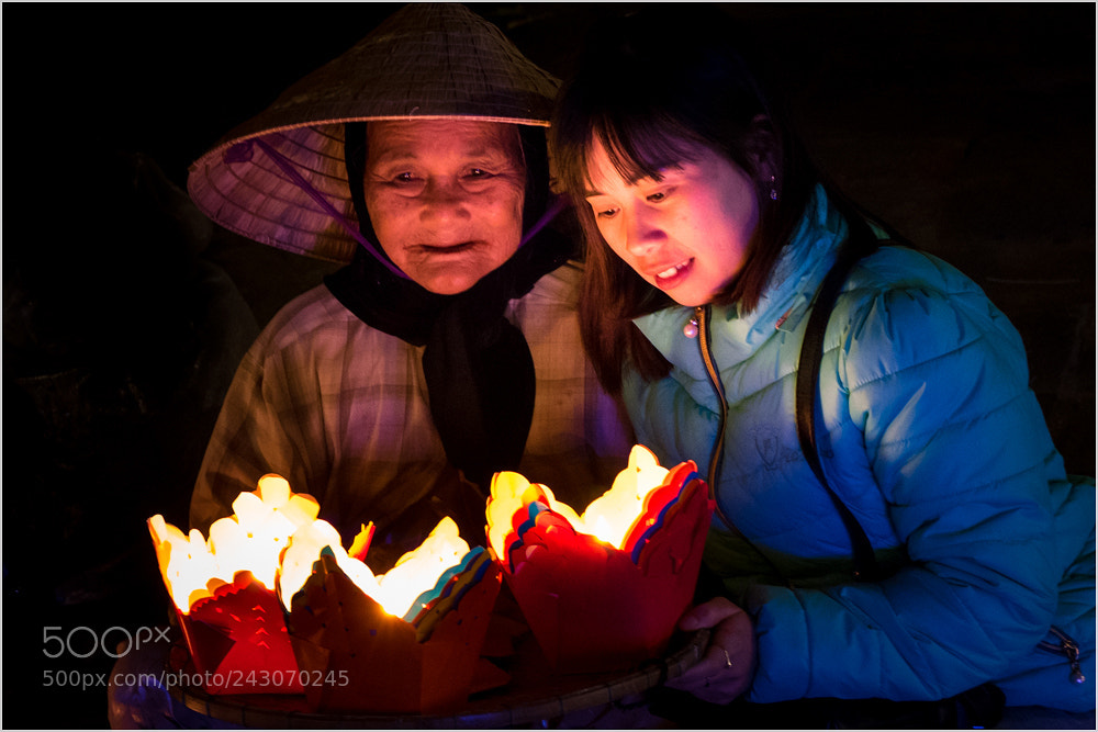 Panasonic Lumix DMC-FZ1000 sample photo. Warm hearts photography