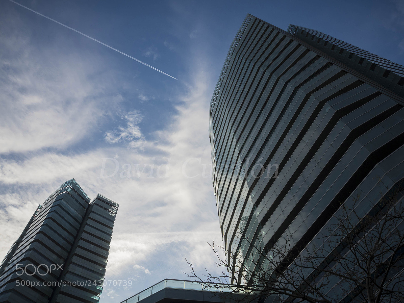 Olympus OM-D E-M5 II sample photo. Skyscraper photography