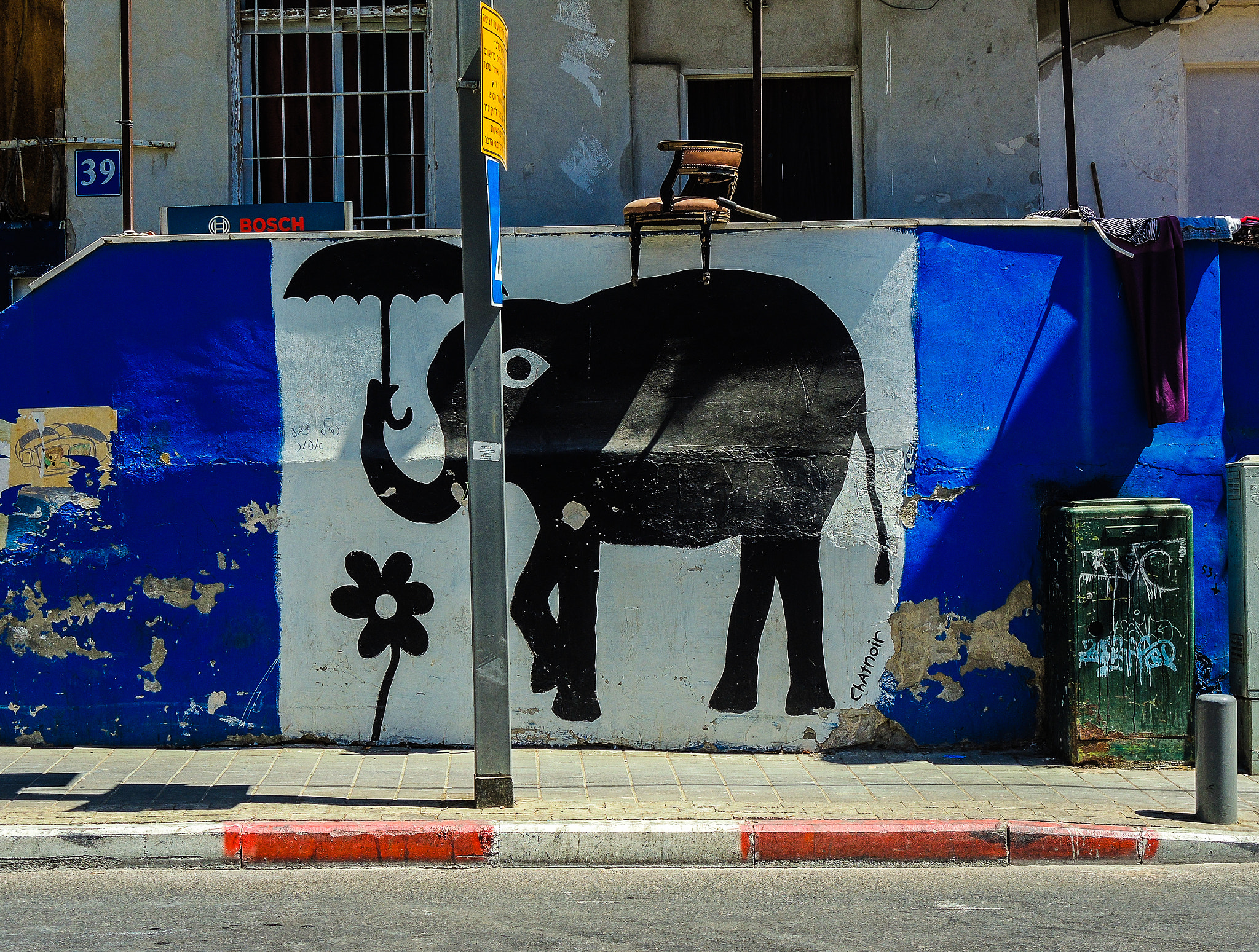 Nikon Coolpix P7800 sample photo. Tel aviv street art photography