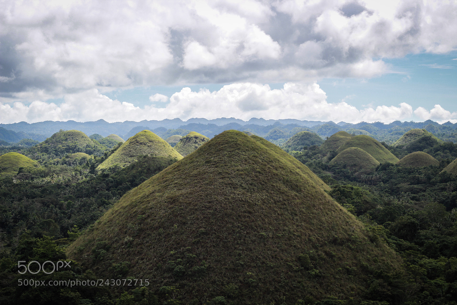 Canon EOS 1300D (EOS Rebel T6 / EOS Kiss X80) sample photo. Chocolate hills bohol photography