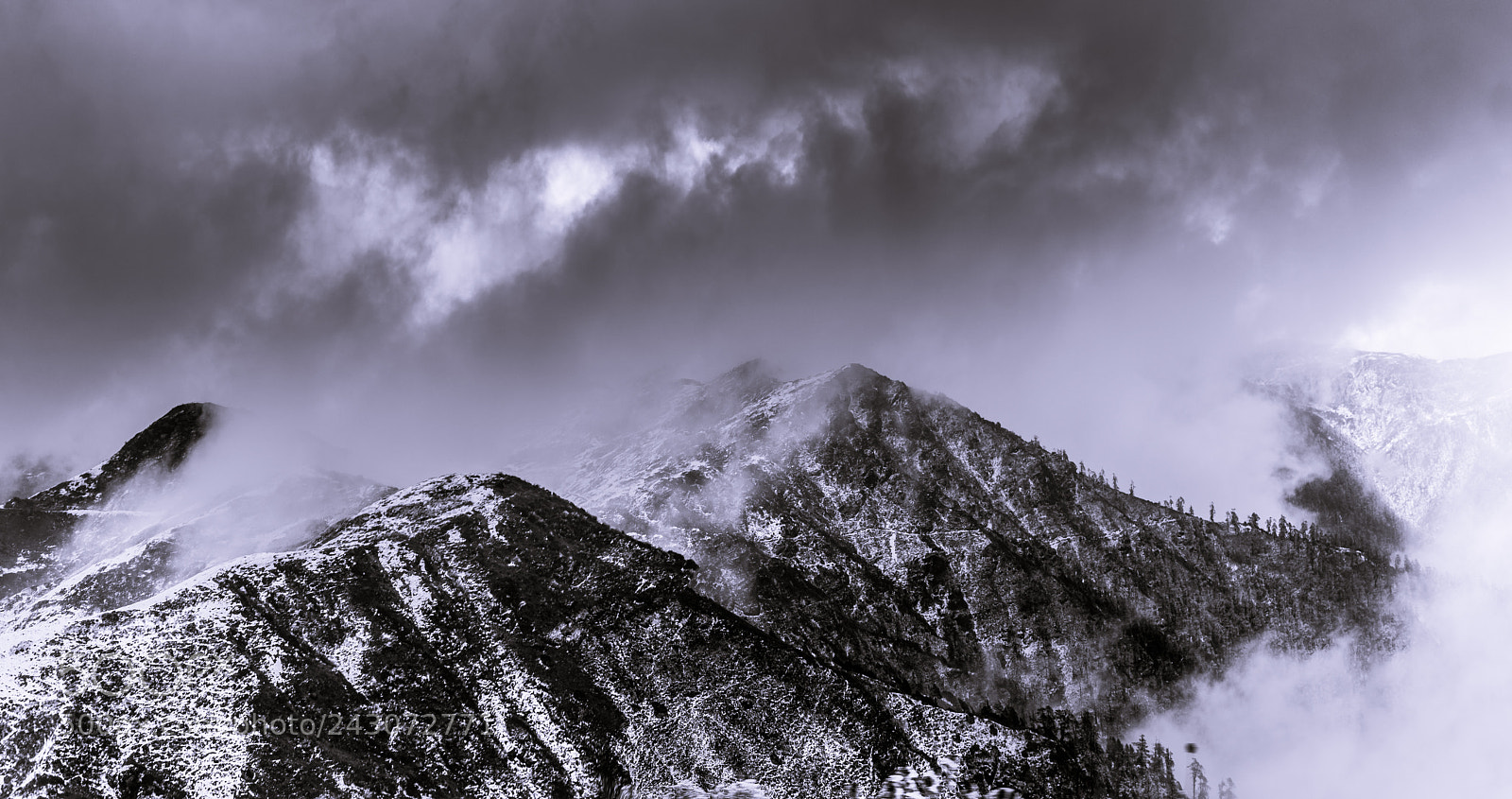 Canon EOS 550D (EOS Rebel T2i / EOS Kiss X4) sample photo. Eastern himalayan range photography