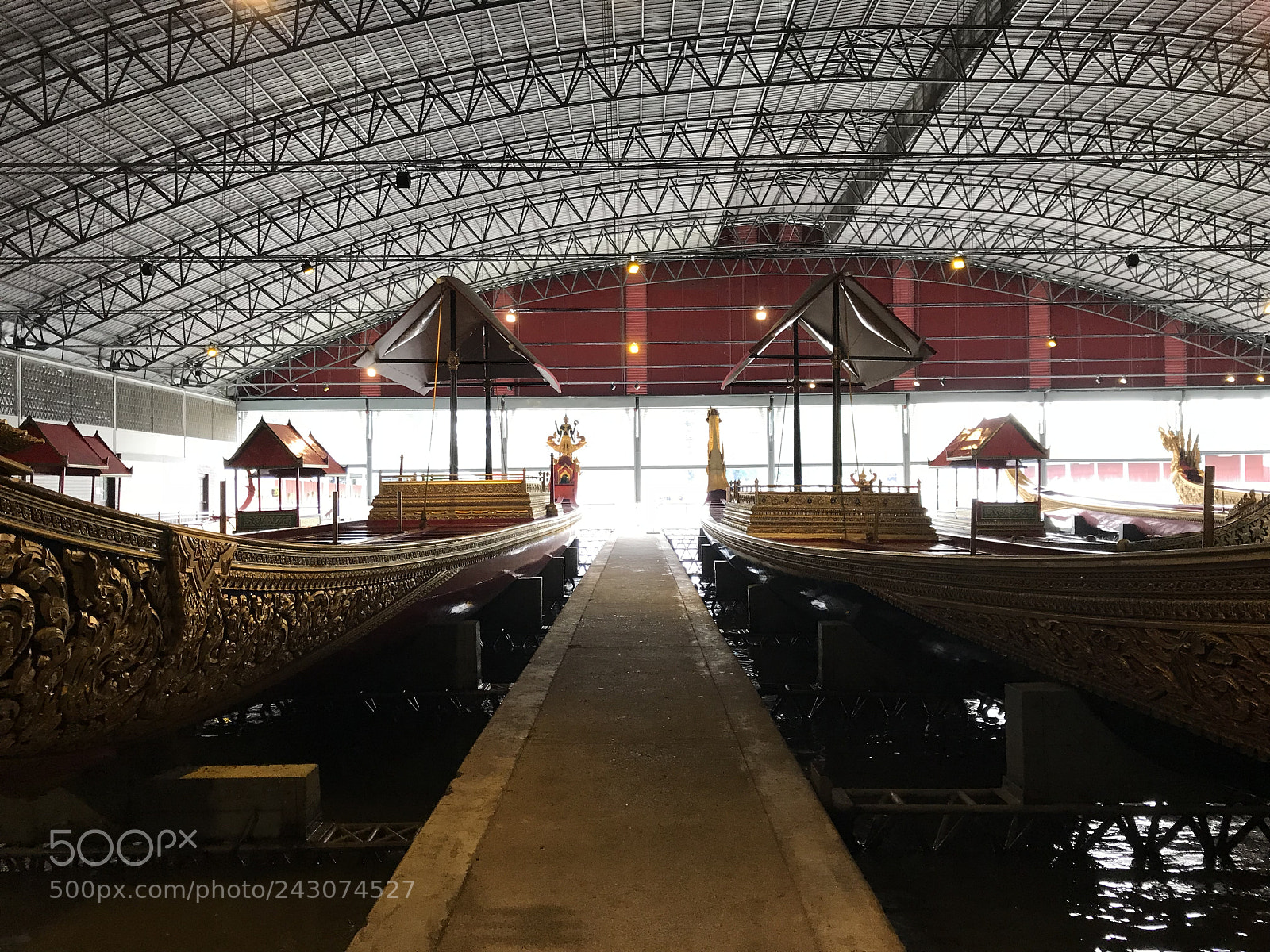 Apple iPhone 7 sample photo. Royal barges national museum photography