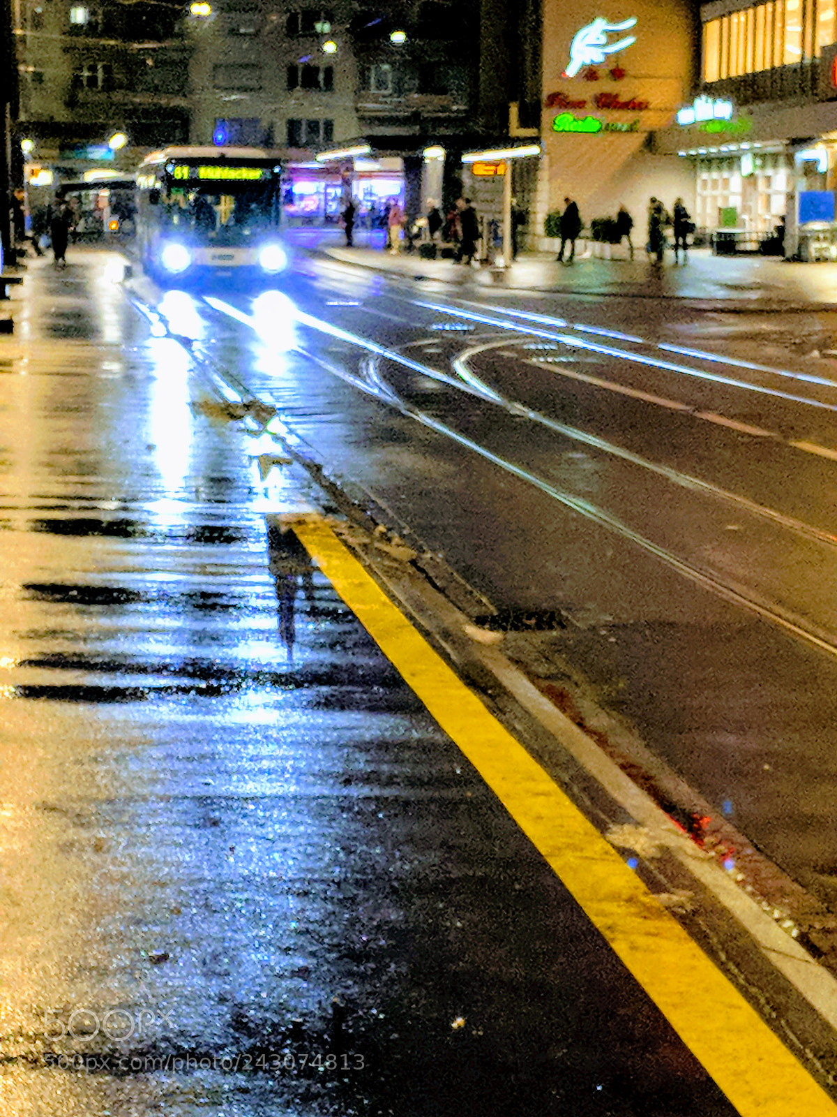 Google Pixel 2 sample photo. Morning rush hour photography