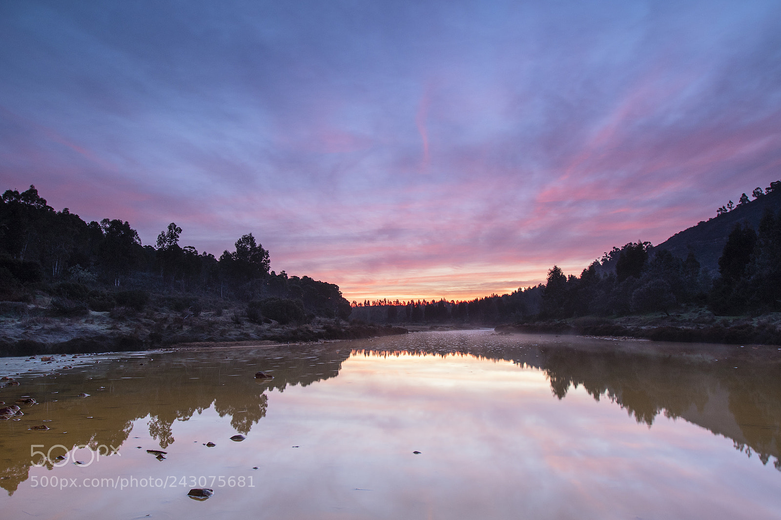 Canon EOS 7D Mark II sample photo. Amanecer en el rio photography