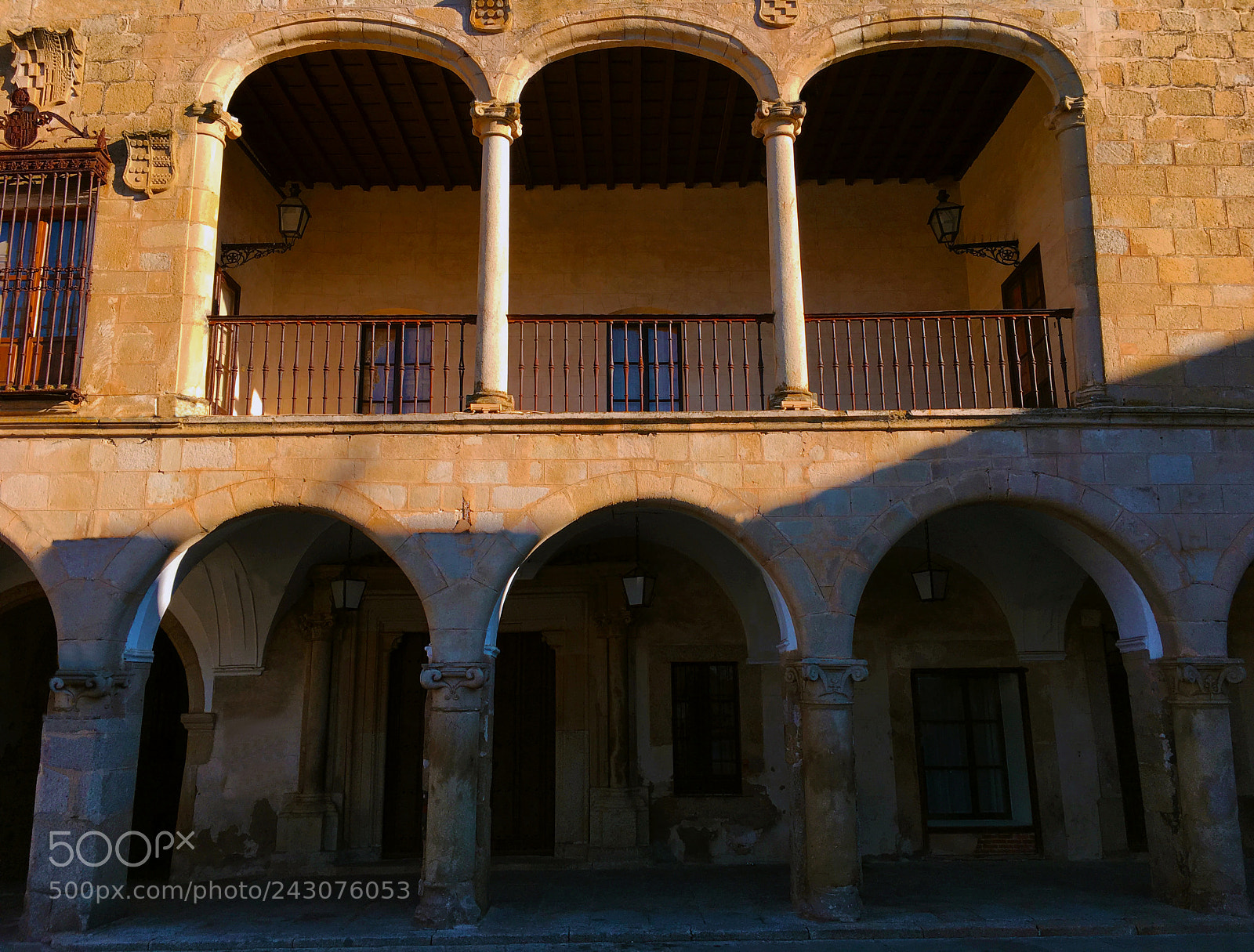 Apple iPhone 6s Plus sample photo. Fachada. plaza mayor trujillo photography