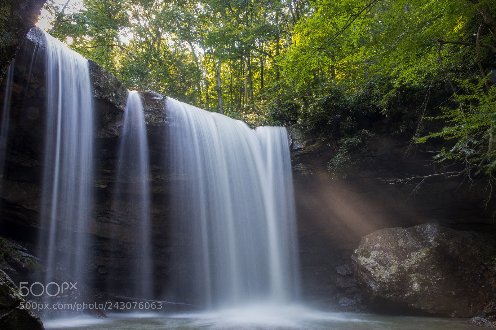 Canon EOS 77D (EOS 9000D / EOS 770D) sample photo. Cucumber falls photography
