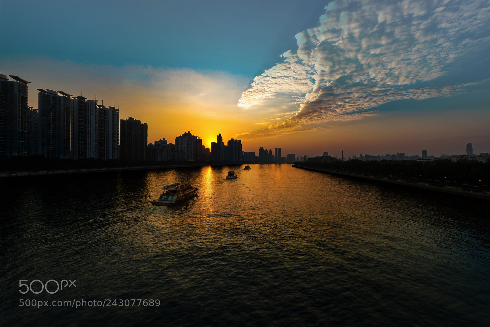 Nikon Df sample photo. Sunset river and clouds photography