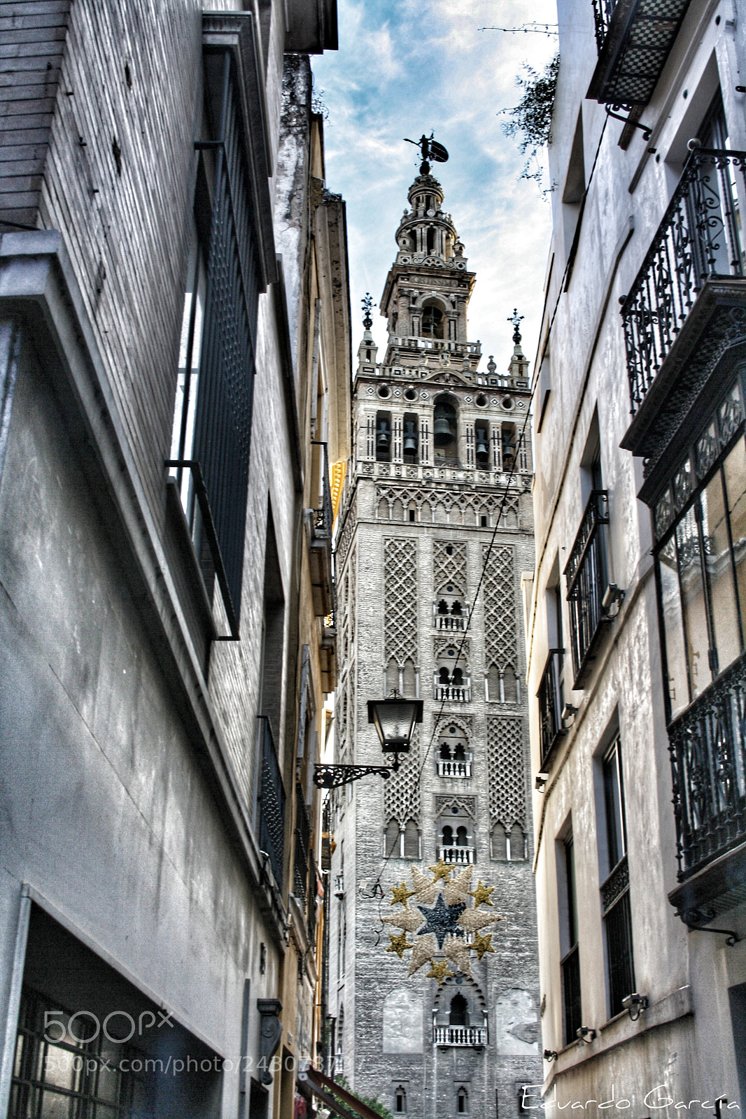Canon EOS 1000D (EOS Digital Rebel XS / EOS Kiss F) sample photo. Giralda 2 photography