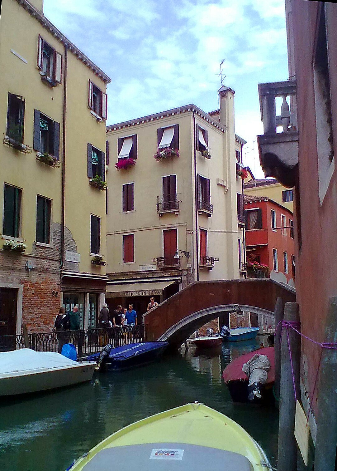 Nokia 5228 sample photo. Scorcio venezia photography
