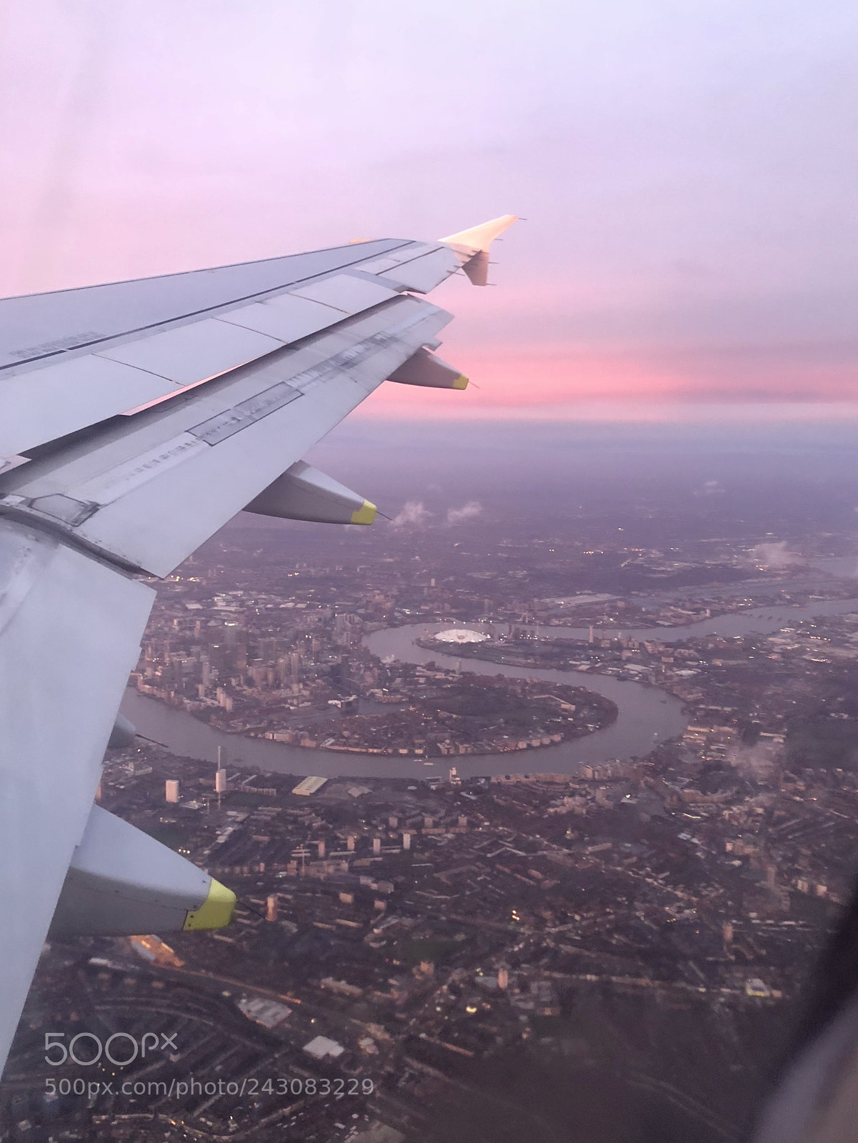 Apple iPhone 8 sample photo. Sunset arriving at heathrow photography