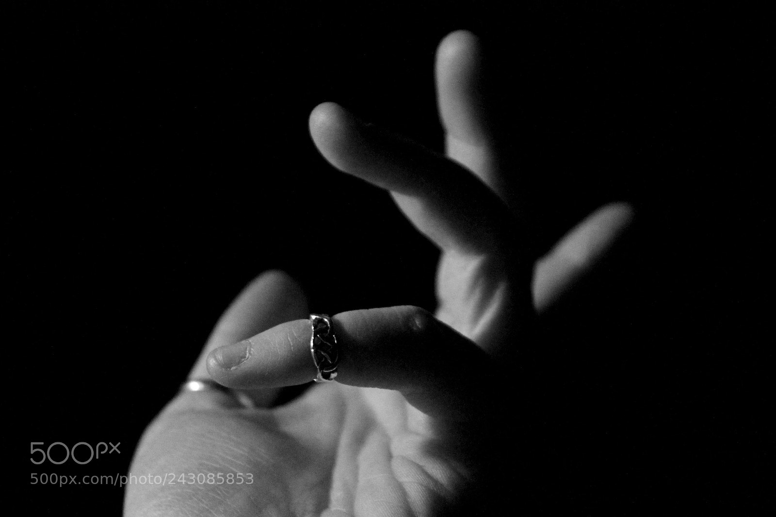Canon EOS 1100D (EOS Rebel T3 / EOS Kiss X50) sample photo. Celtic knot photography