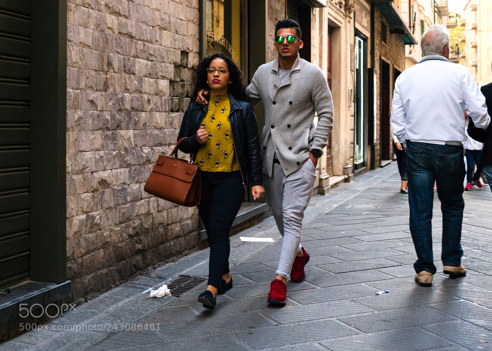 Sony a6500 sample photo. Looking good for date photography