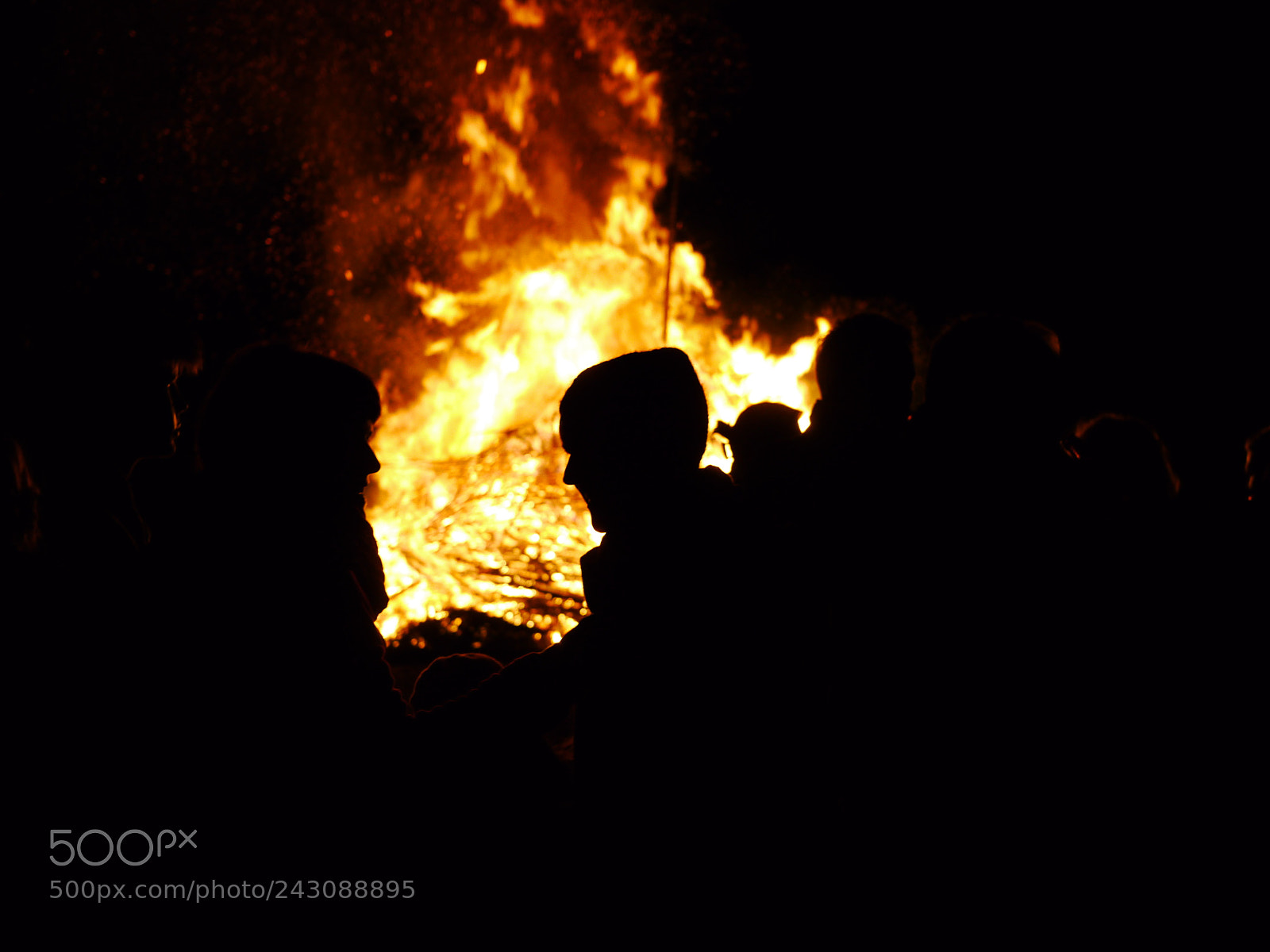 Panasonic Lumix DMC-GH2 sample photo. Bonfire funken photography