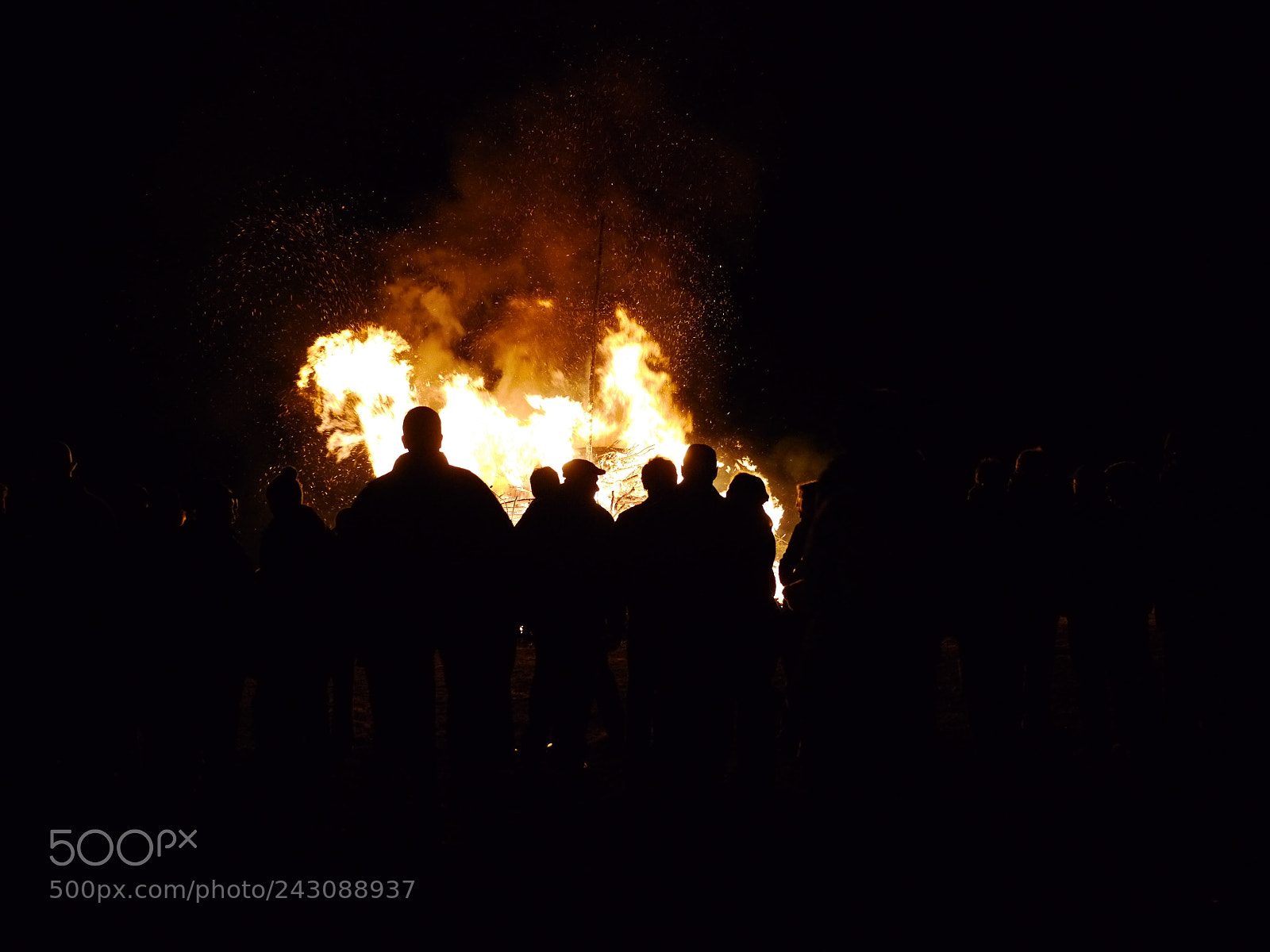 Panasonic Lumix DMC-GH2 sample photo. Bonfire funken photography