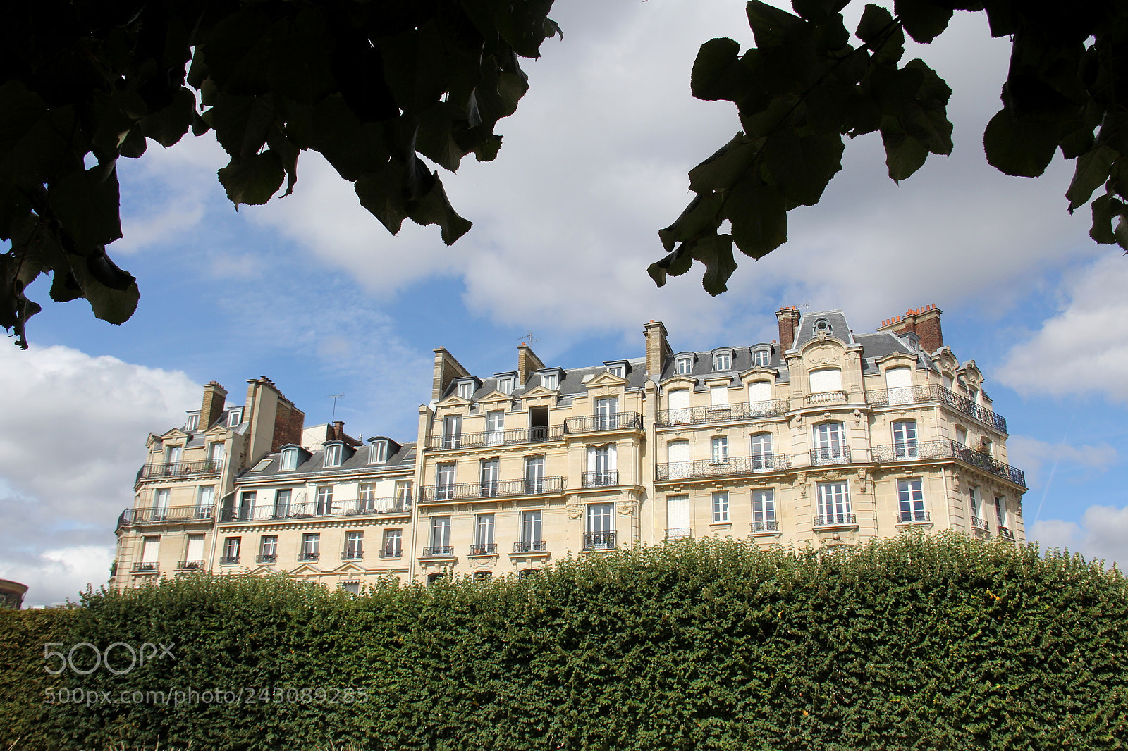 Canon EF-S 18-200mm F3.5-5.6 IS sample photo. Park view paris photography