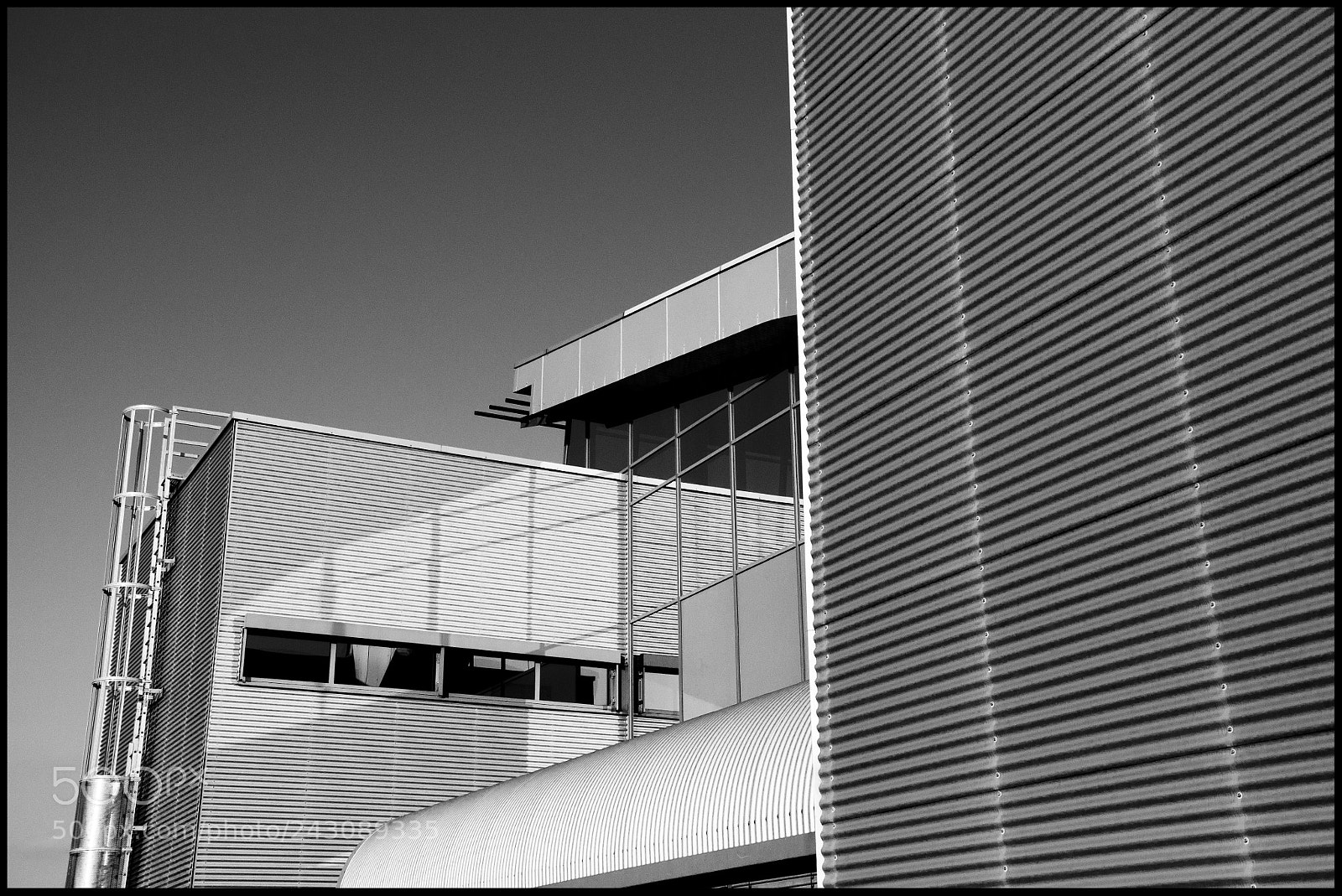 Nikon D90 sample photo. Airport scn photography