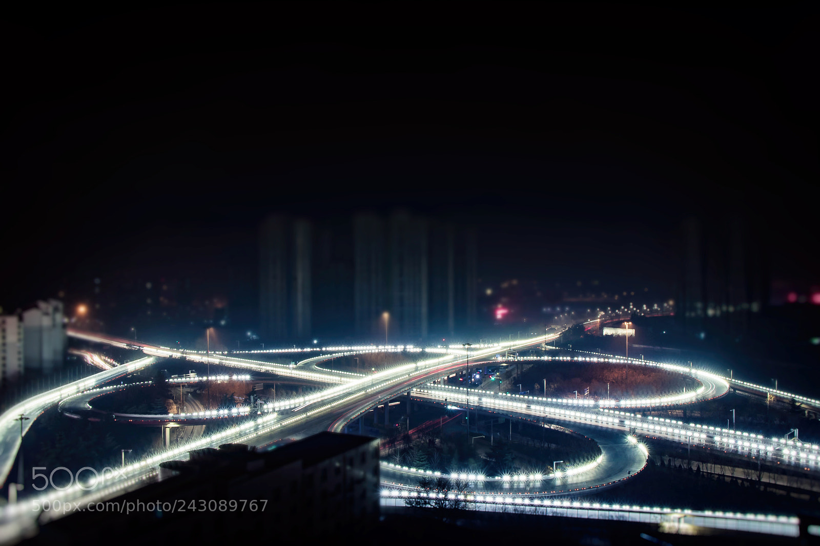 Canon EOS 77D (EOS 9000D / EOS 770D) sample photo. Traffic-bridge photography