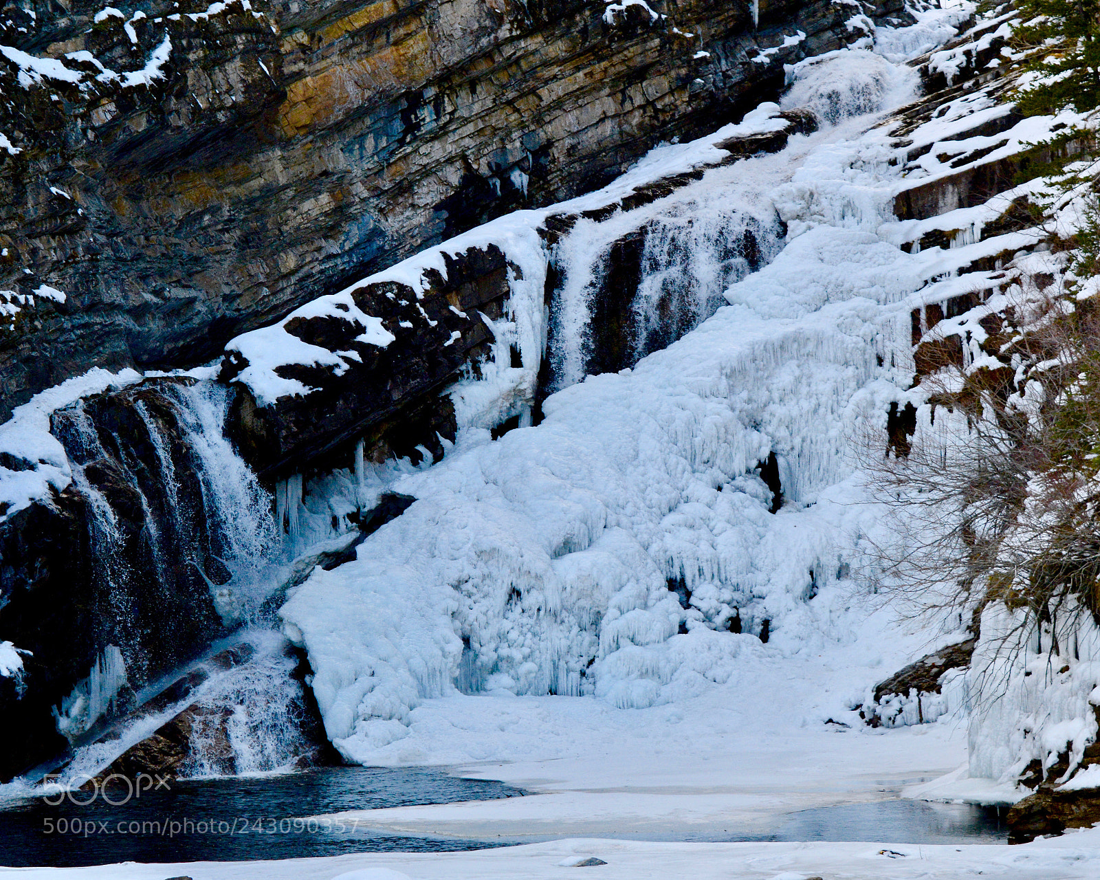 Nikon D3200 sample photo. Frozen falls photography
