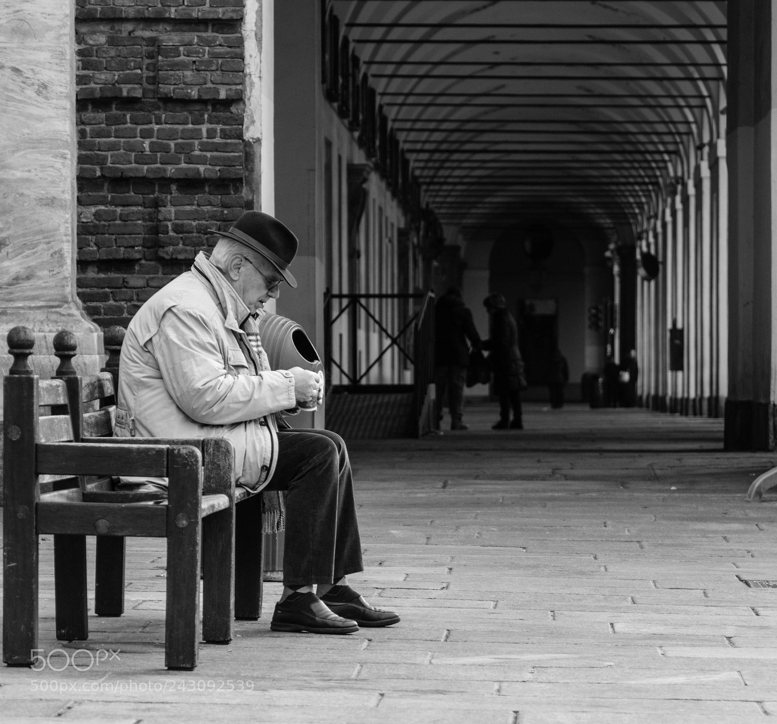 Nikon D3200 sample photo. Old man alone photography