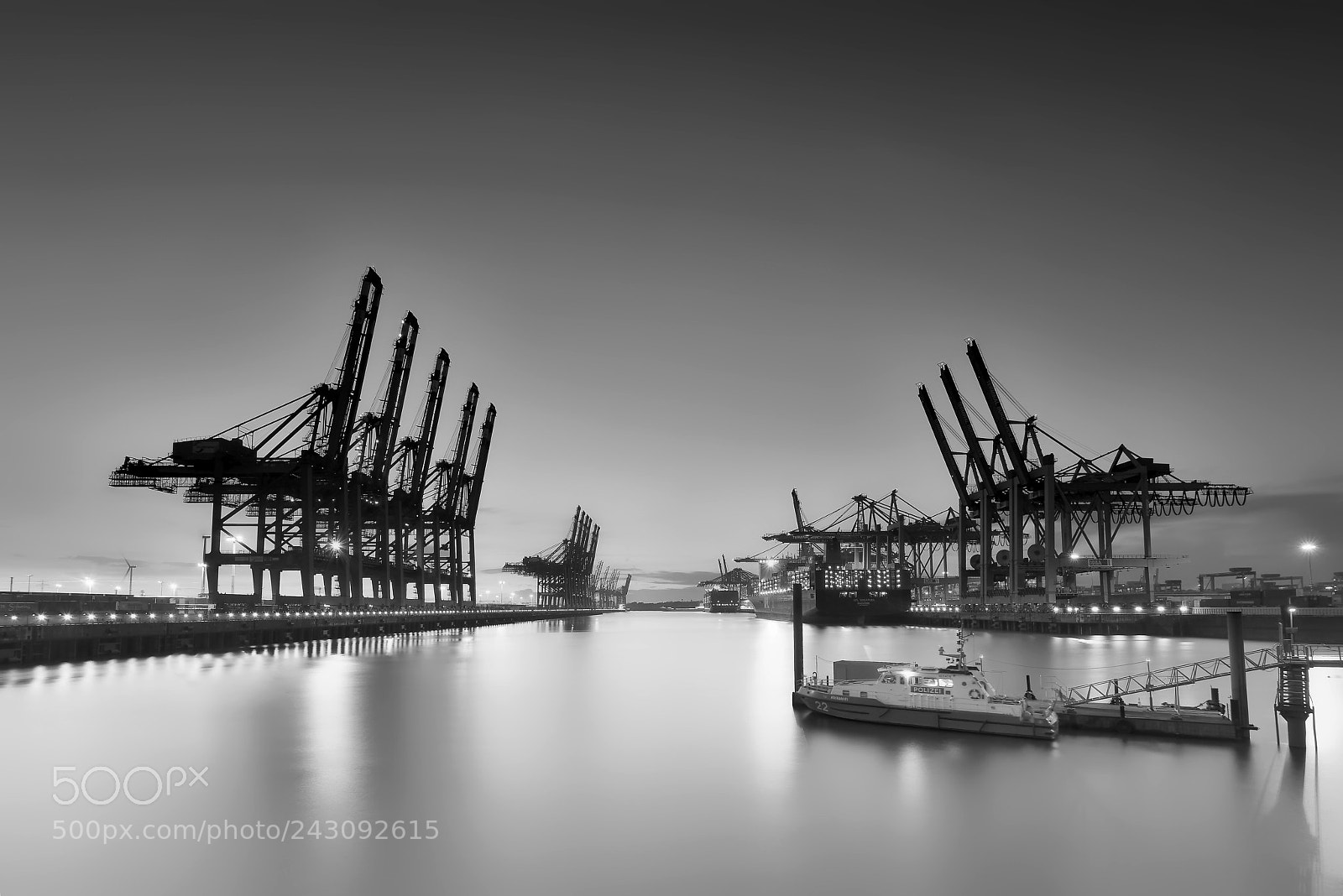 Nikon D800 sample photo. Waltershofer hafen in b photography