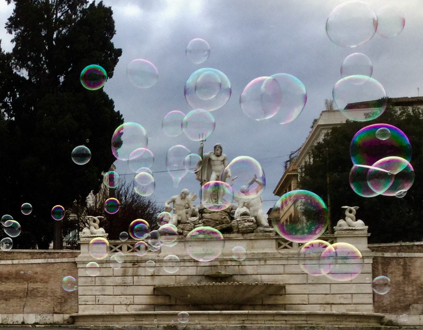 Apple iPad mini 4 sample photo. Bolle di sapone photography