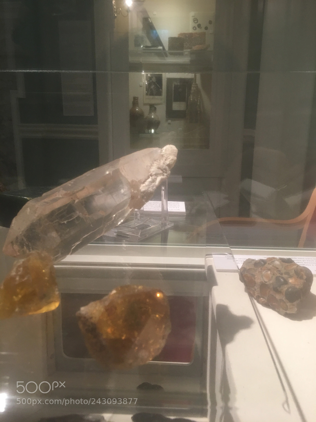Apple iPhone 6s Plus sample photo. More quartz stones. these photography