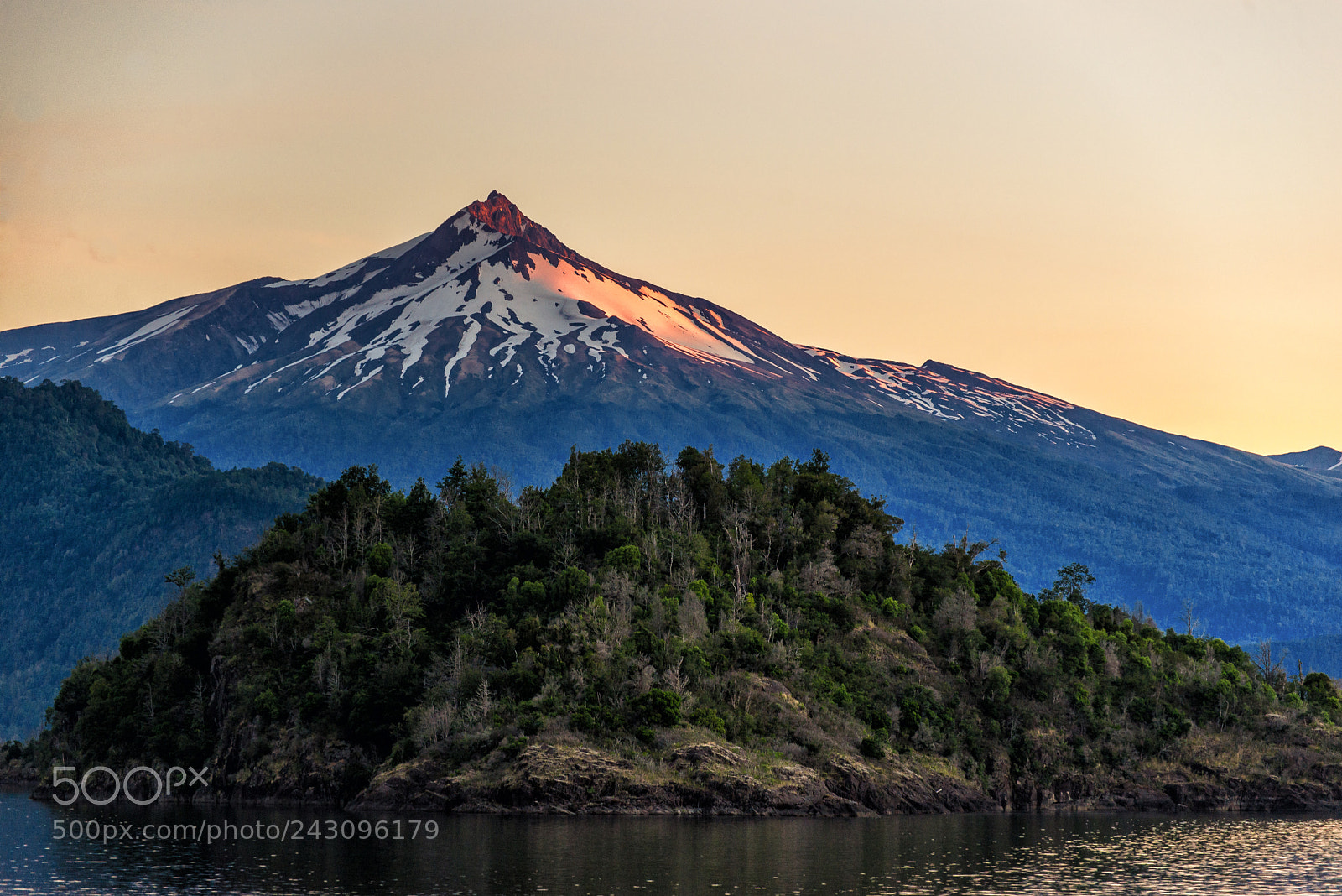 Nikon D610 sample photo. Mirador rucatrehua photography