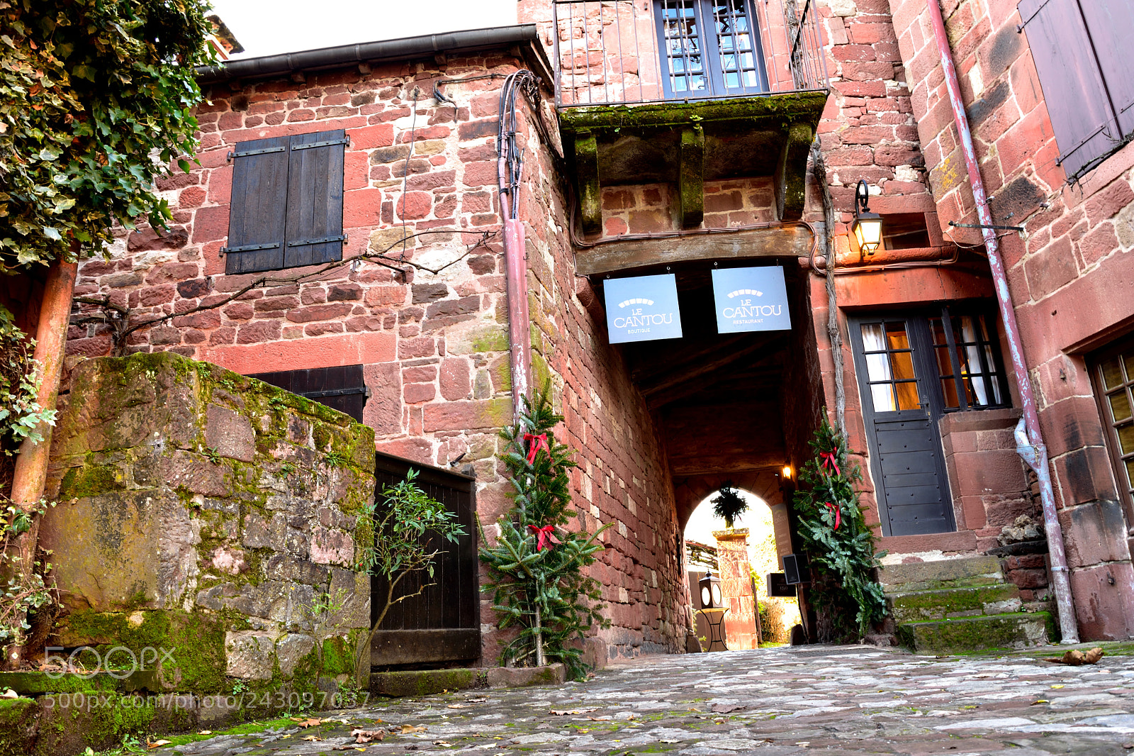 Nikon D5500 sample photo. Collonges-la-rouge photography