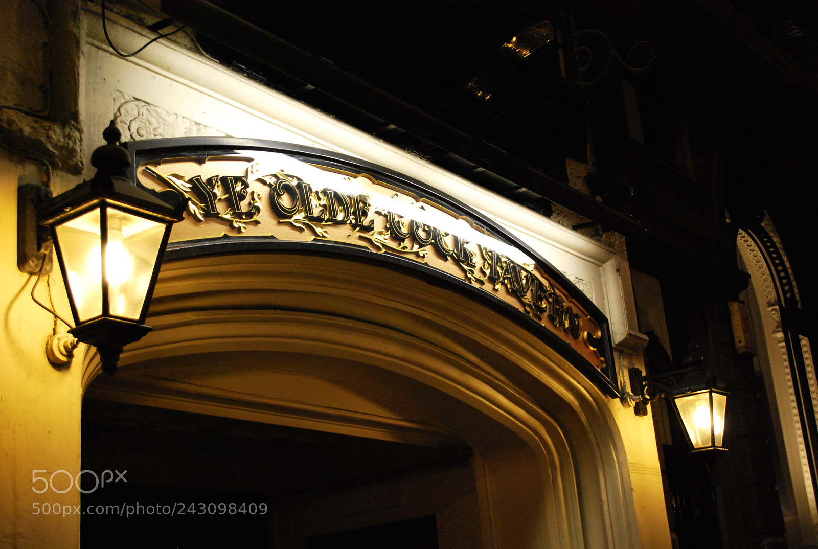 Nikon D60 sample photo. London by night photography