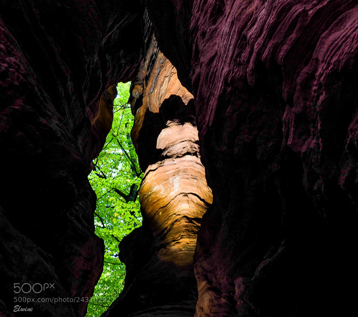 Olympus OM-D E-M10 sample photo. The antelope canyon of photography