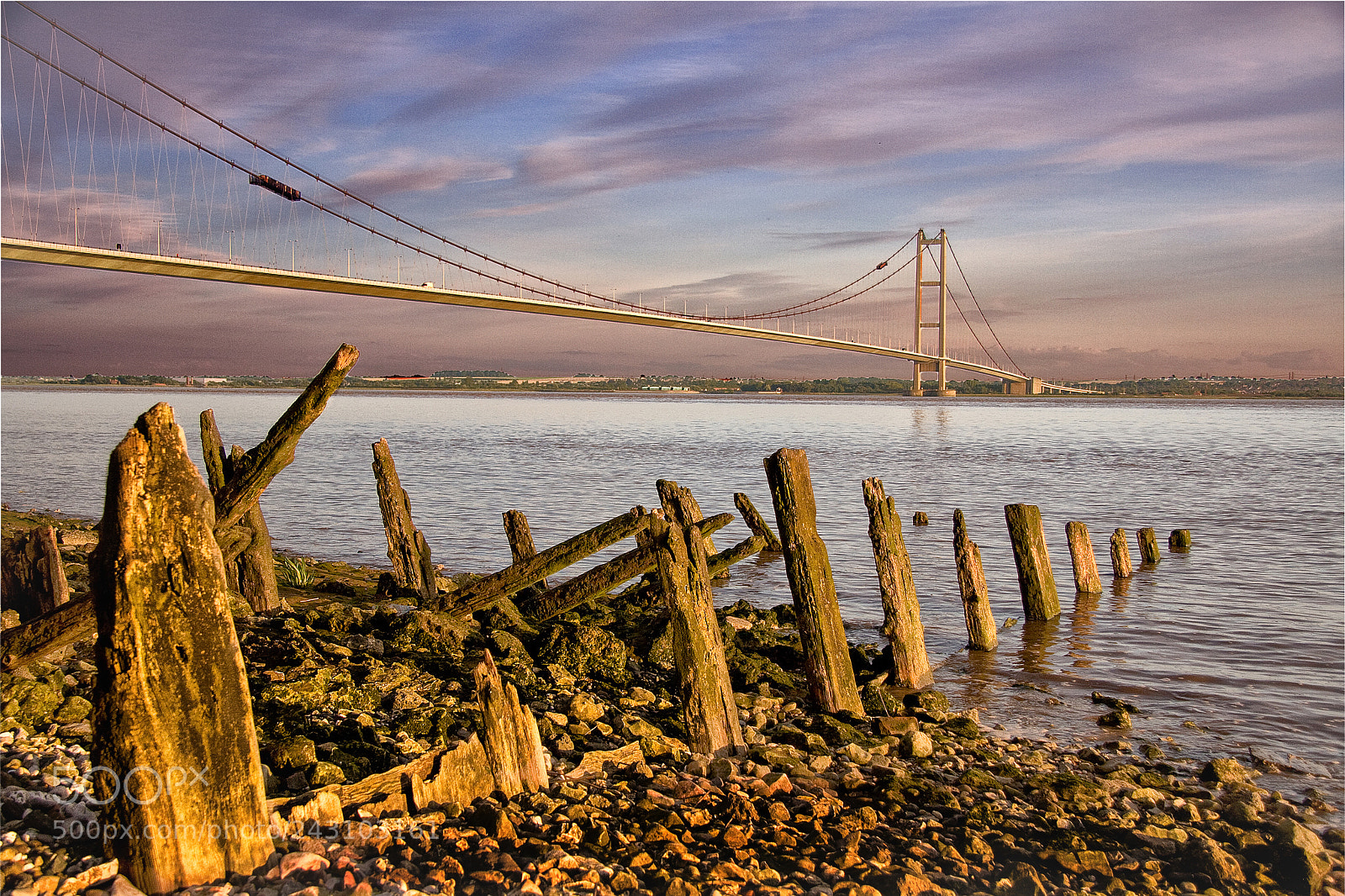 Canon EOS 40D sample photo. Looking south photography