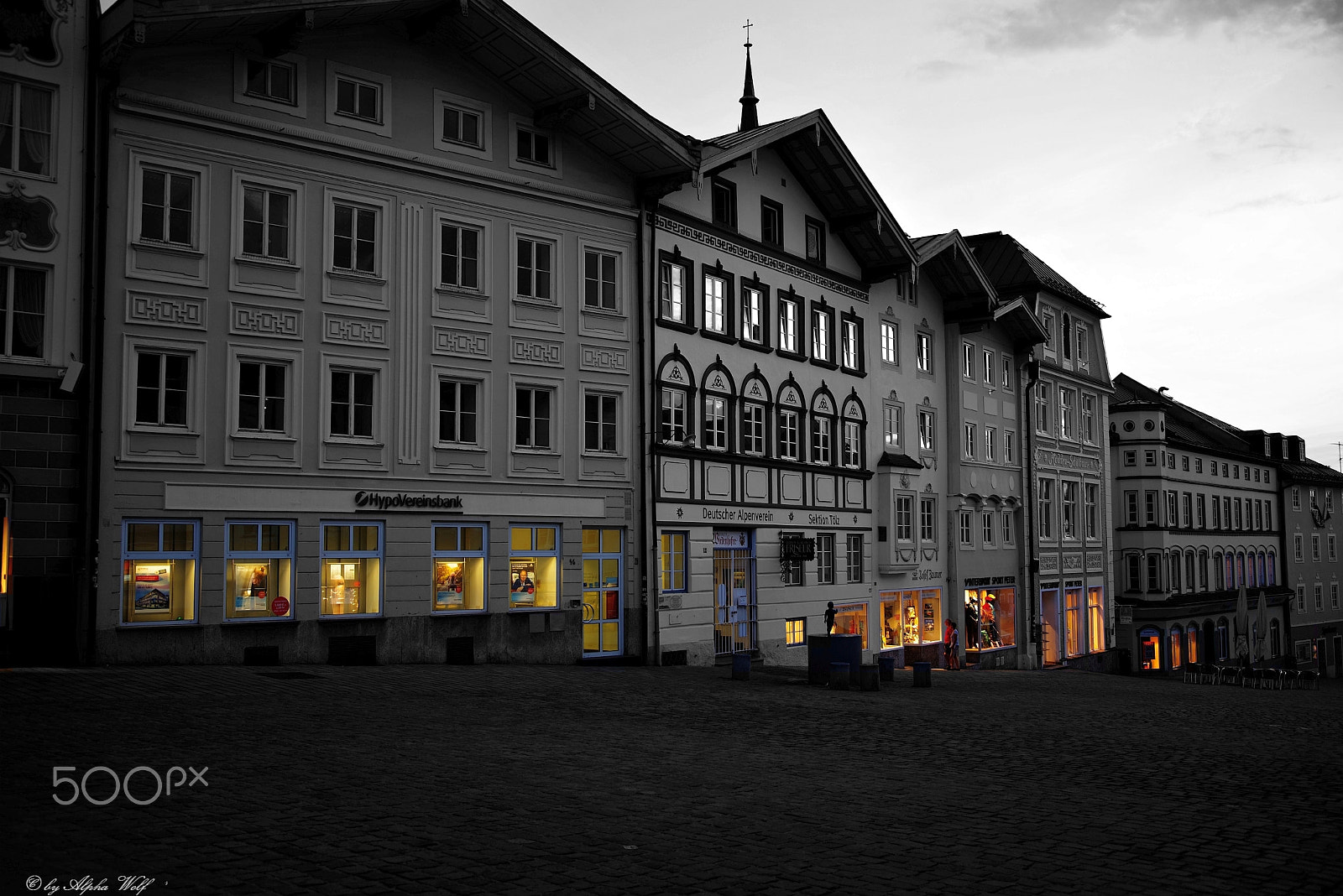 HD PENTAX-D FA 28-105mm F3.5-5.6 ED DC WR sample photo. Bad tölz at night  photography