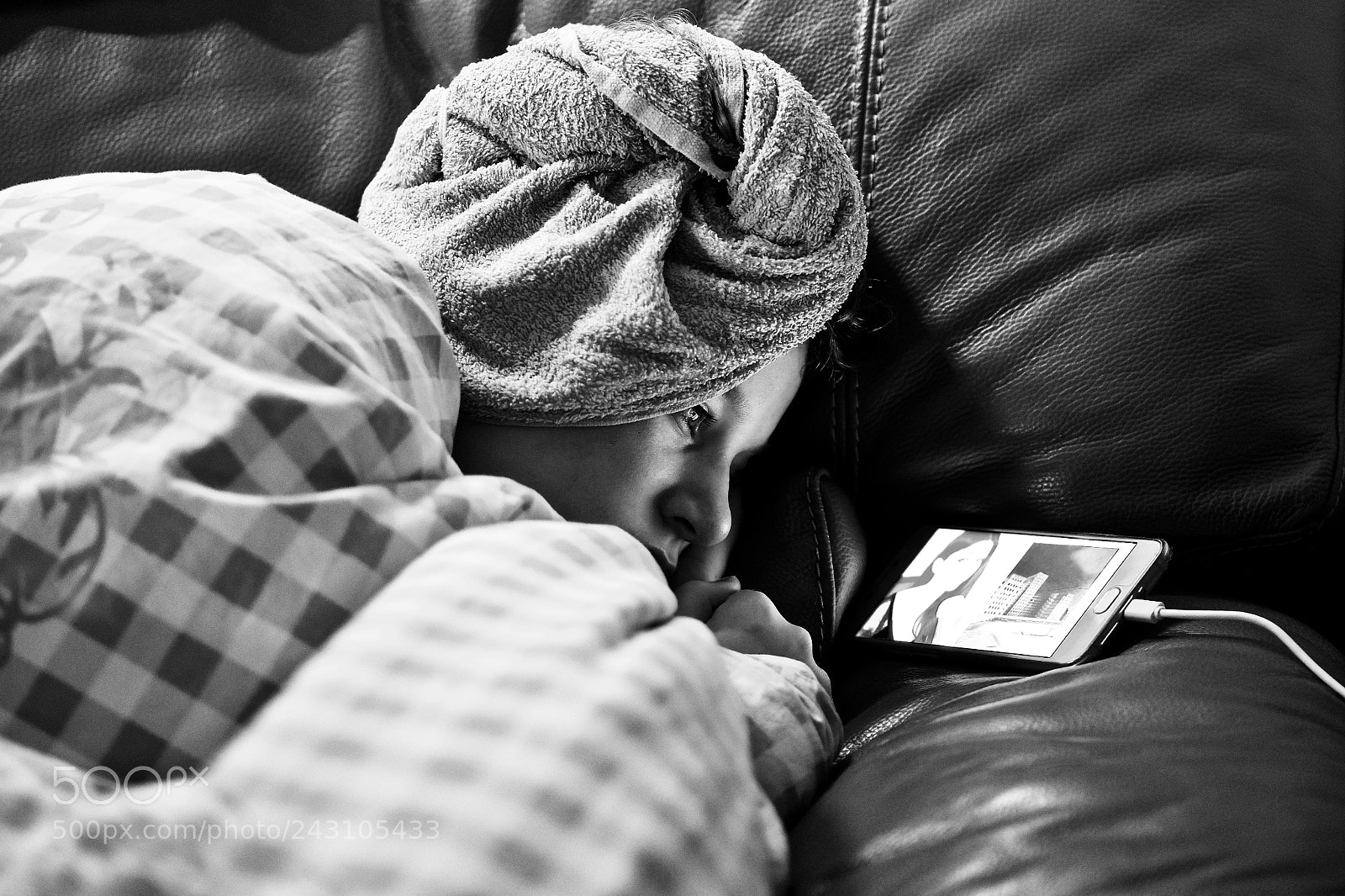 Panasonic Lumix DC-GH5 sample photo. Daughter sick and resting photography