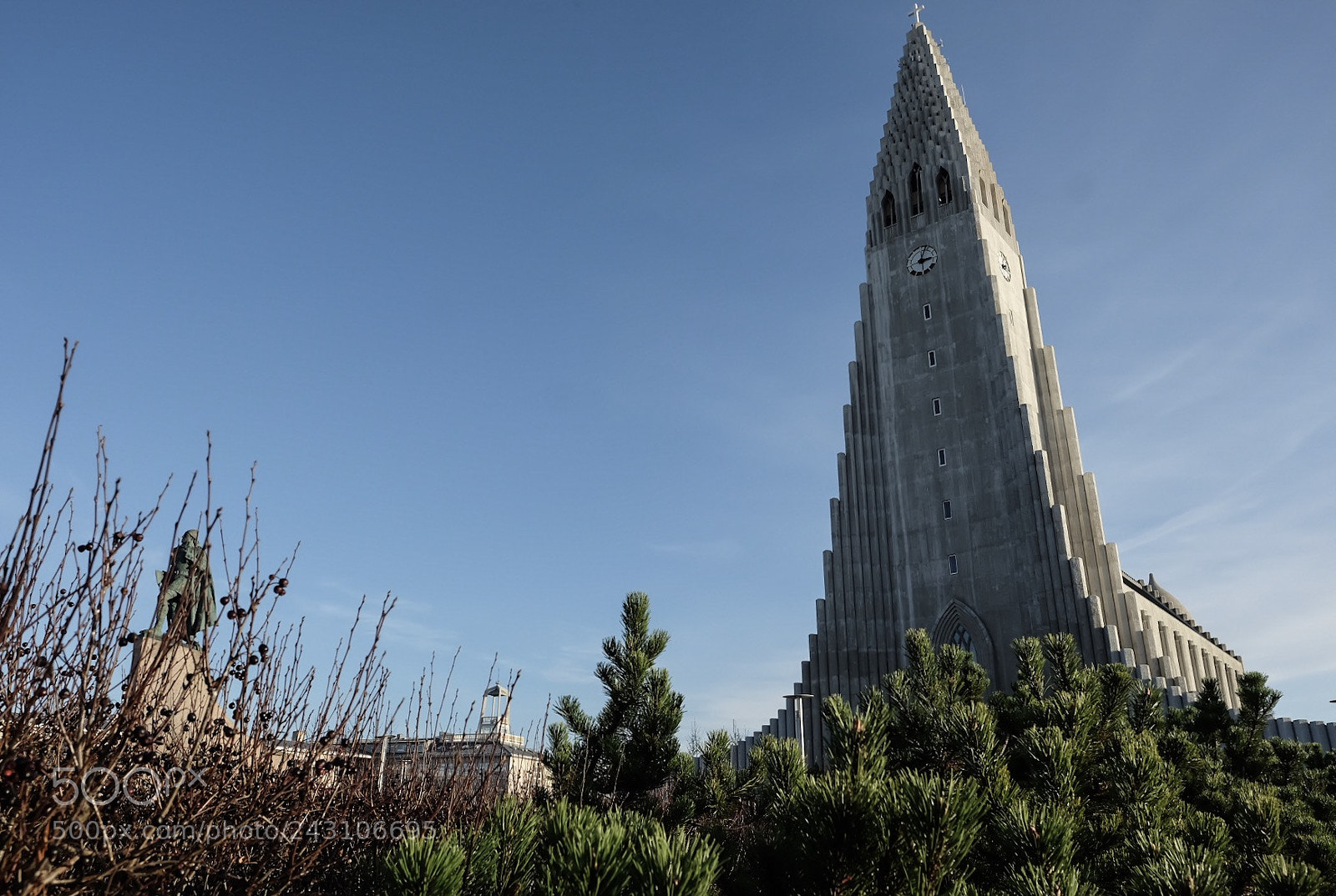 Fujifilm X-T10 sample photo. Hallgrimskirkja photography