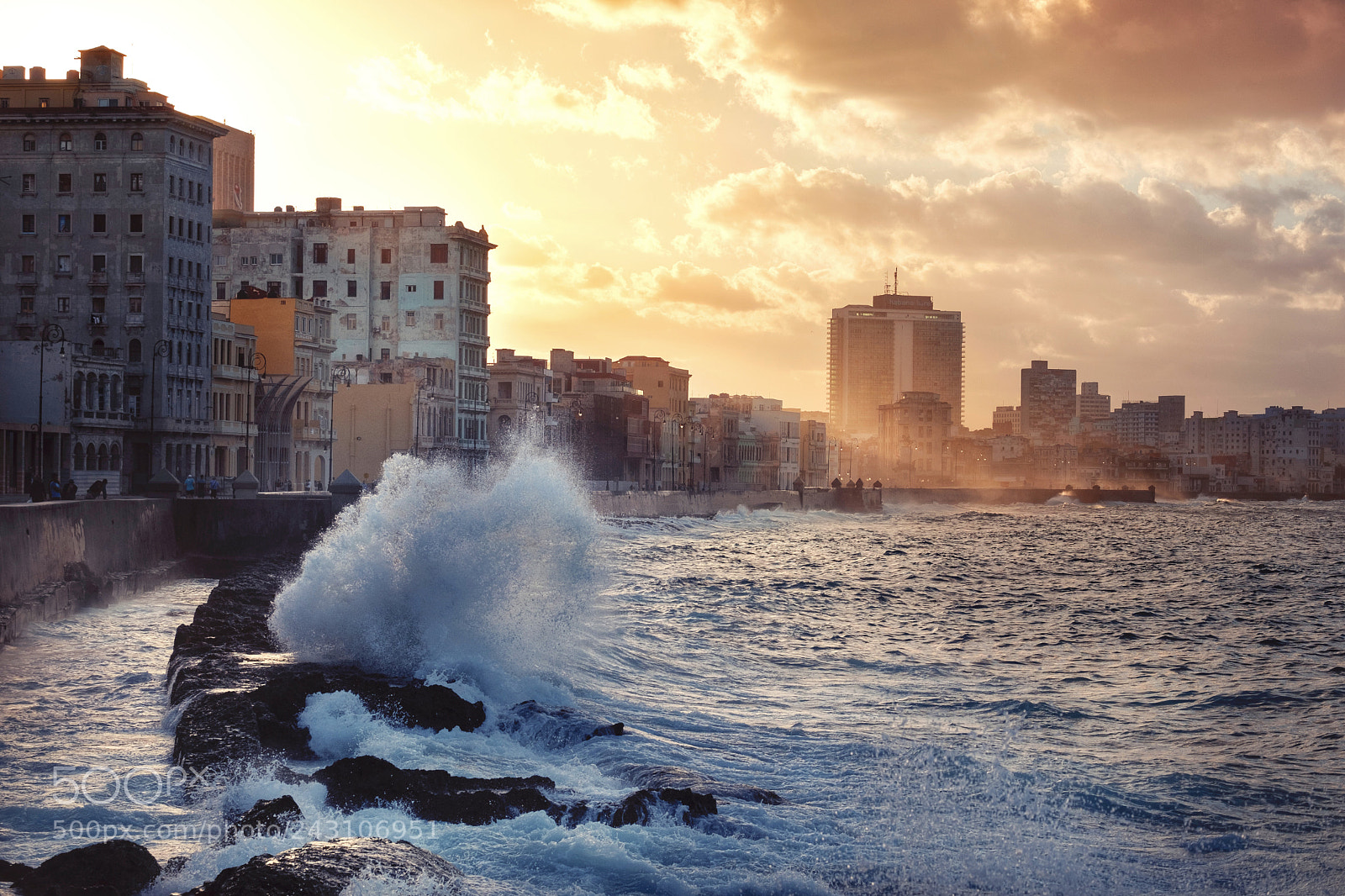 Fujifilm X-T2 sample photo. Malecon de la habana photography