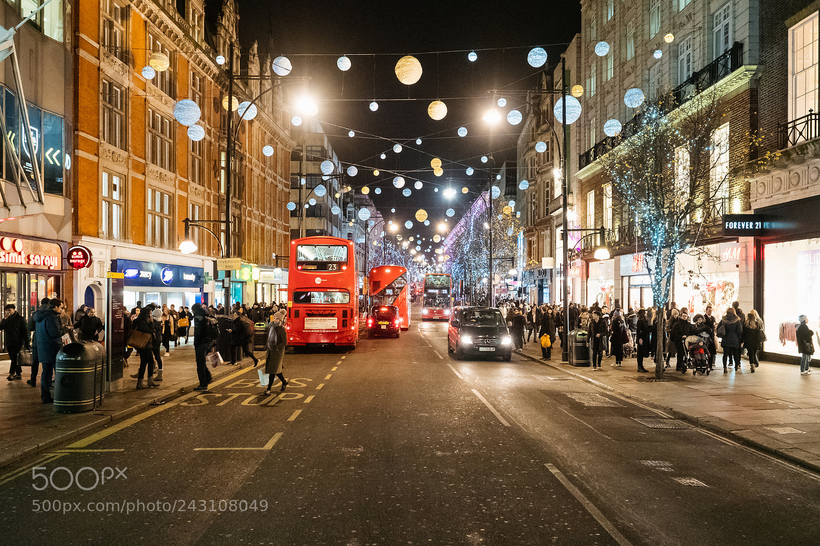 Olympus OM-D E-M1 Mark II sample photo. Christmastime in london photography