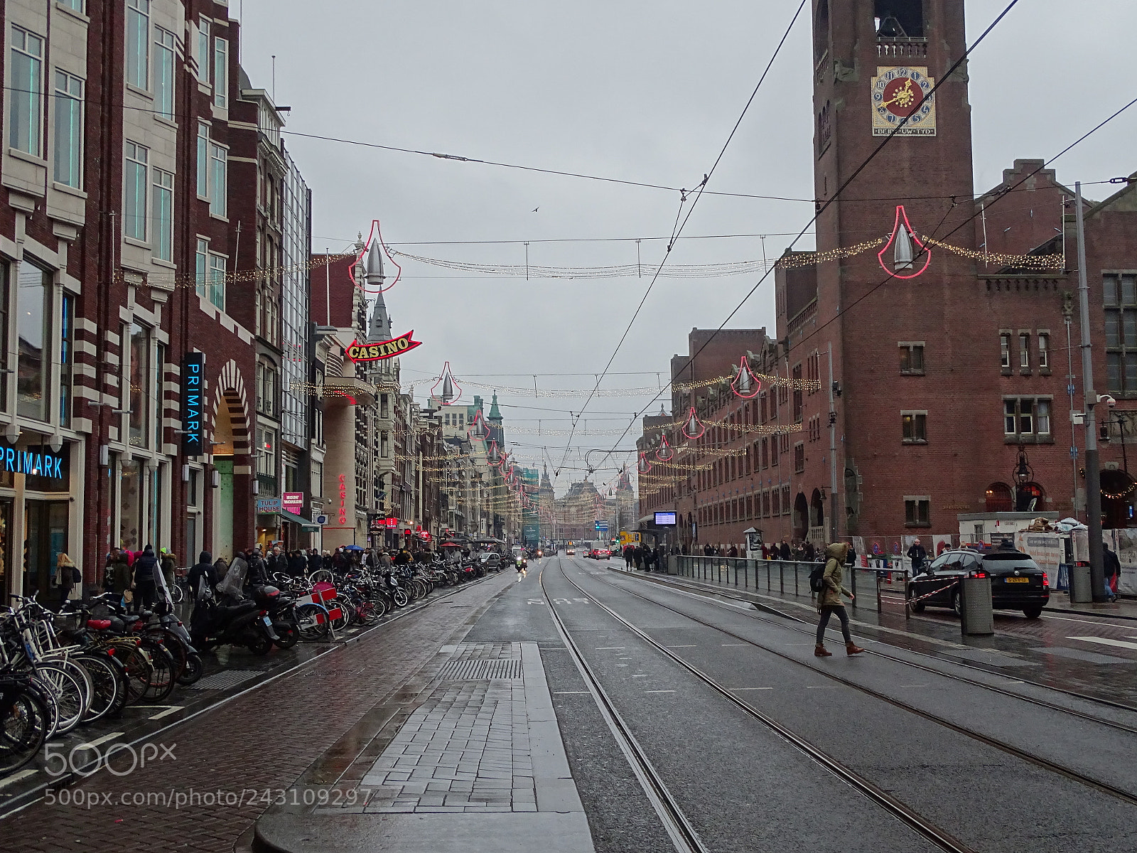 Sony Cyber-shot DSC-HX400V sample photo. Red photography