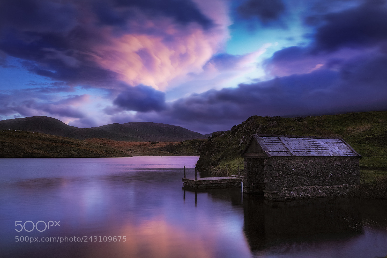 Canon EOS-1Ds Mark III sample photo. Llyn dywarchen, wales photography