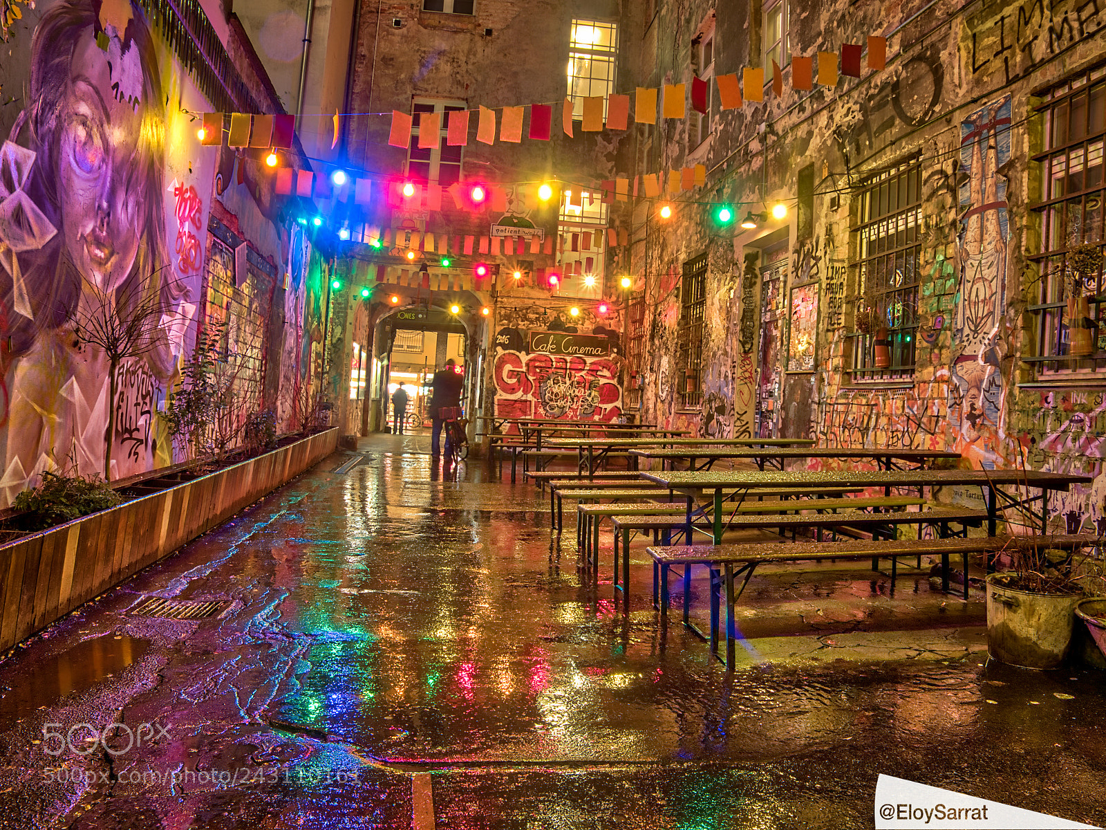 Olympus OM-D E-M5 II sample photo. Amazing street of berlin photography
