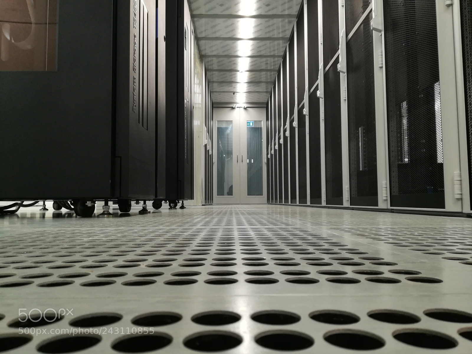 HUAWEI P10 lite sample photo. Server room photography