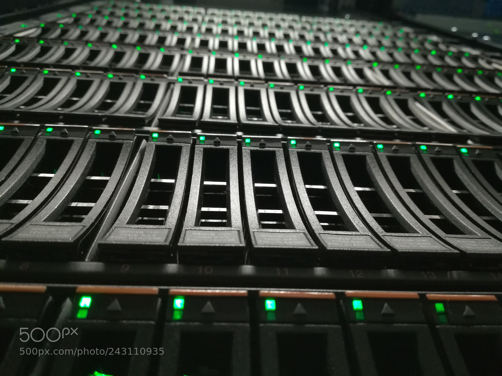 HUAWEI P10 lite sample photo. Storage photography