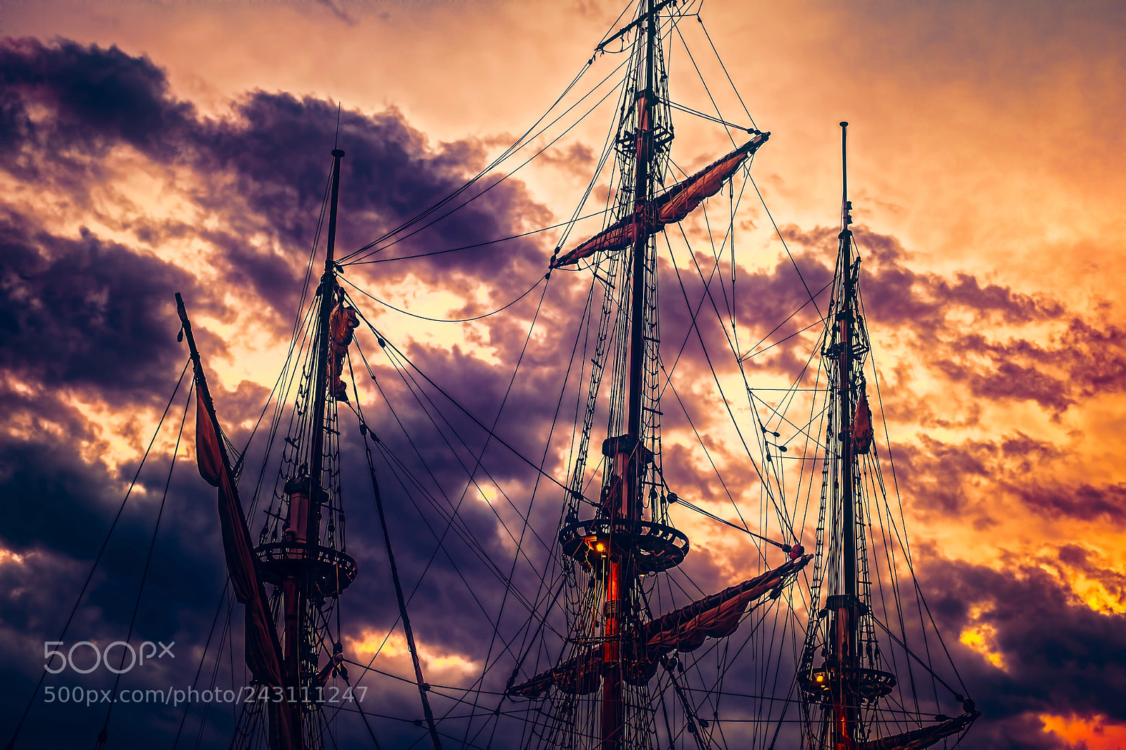 Fujifilm X-M1 sample photo. Pirate ship photography