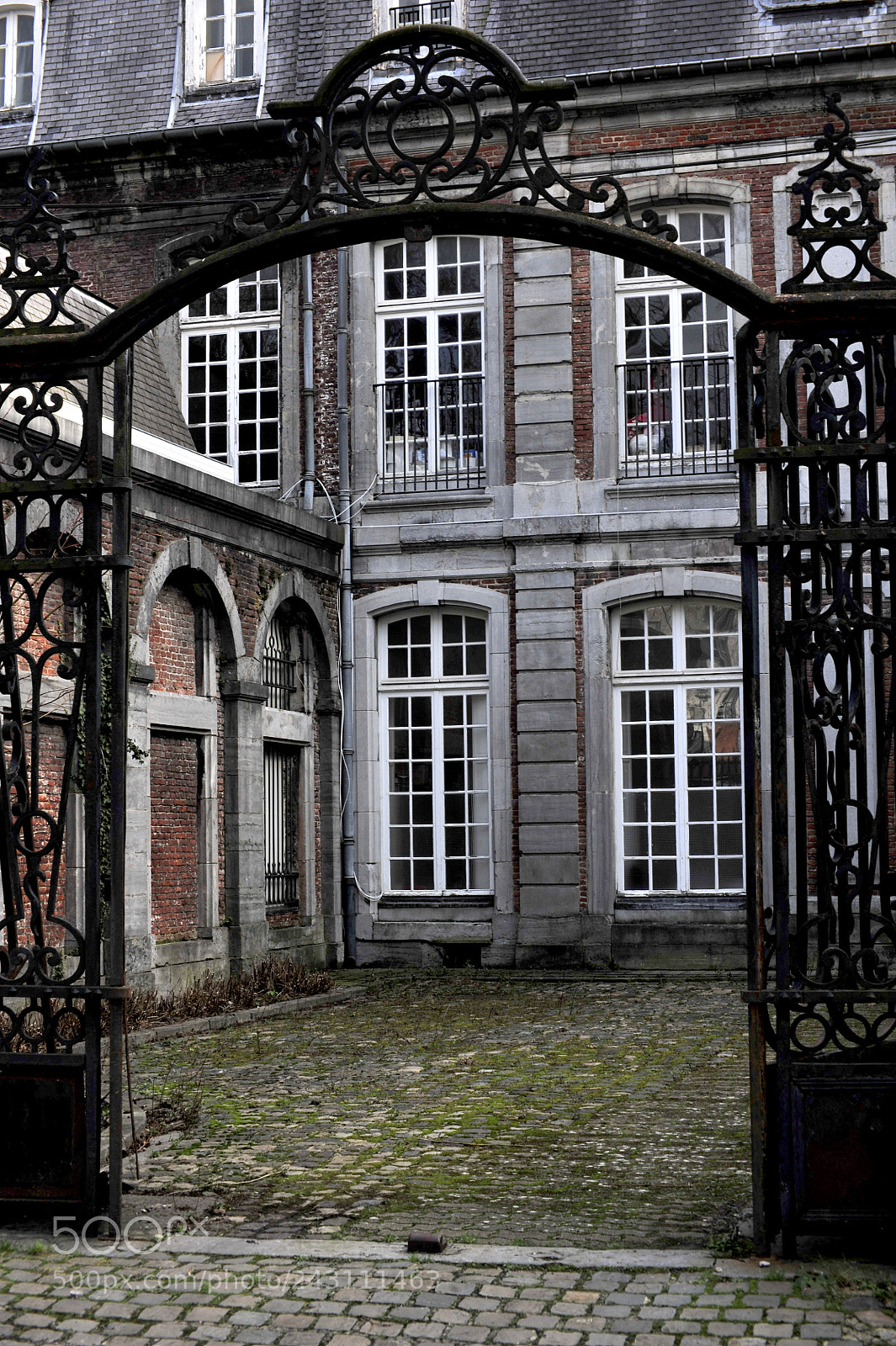 Nikon D700 sample photo. Gate photography