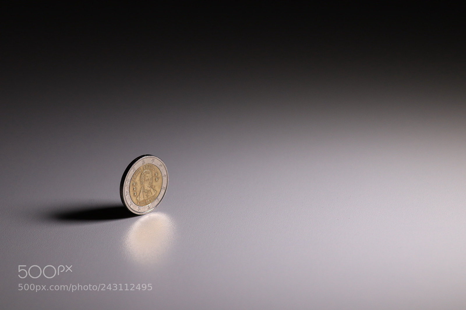 Canon EOS 77D (EOS 9000D / EOS 770D) sample photo. 2 euro photography