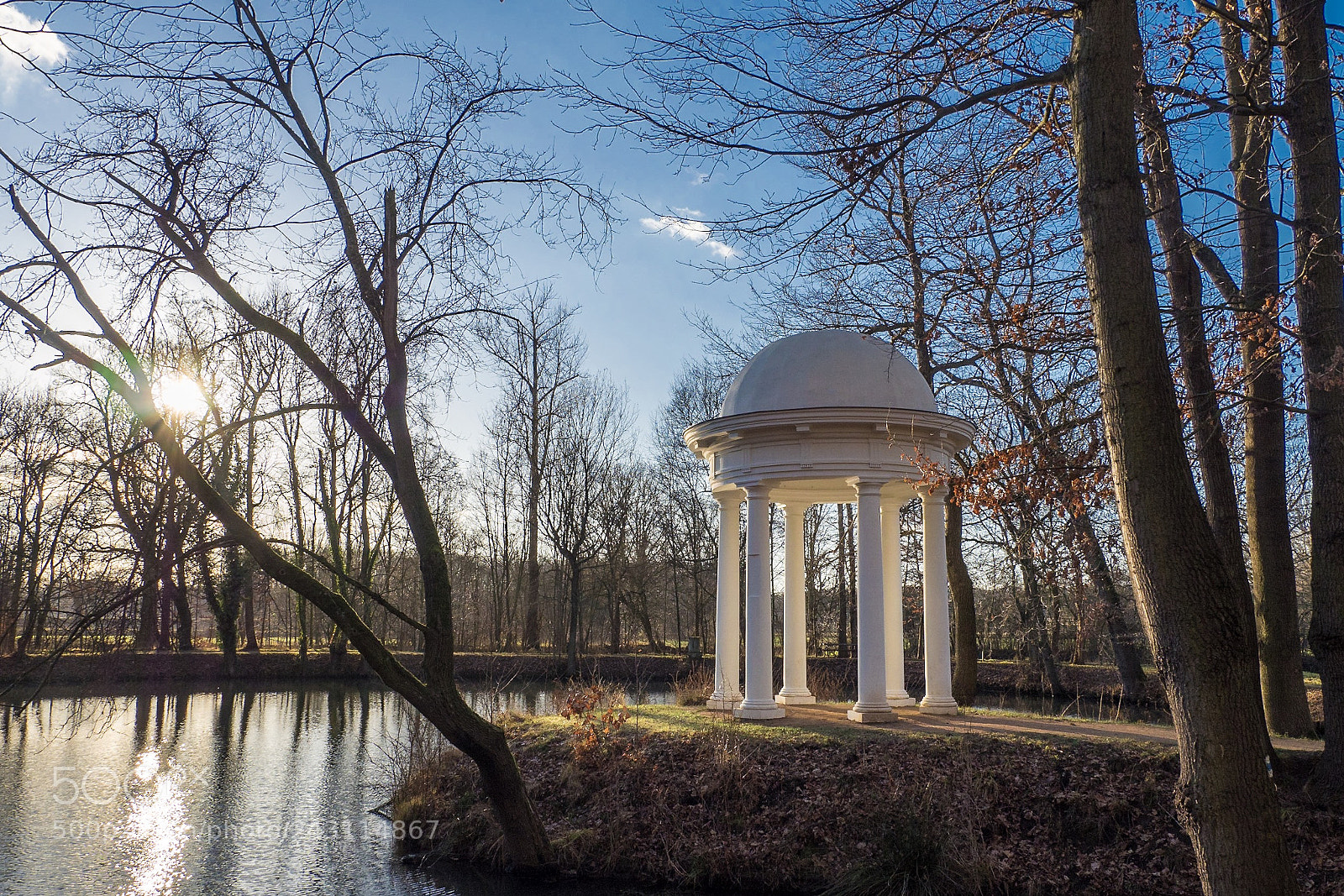 Olympus OM-D E-M5 II sample photo. Winterstimmung im schlosspark l photography
