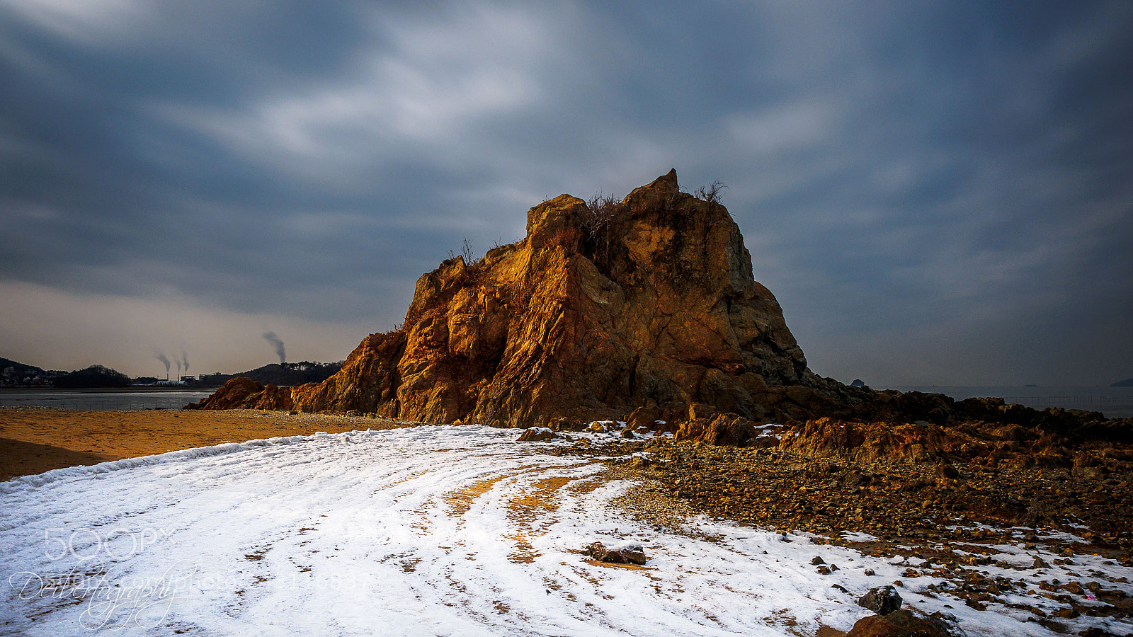 Olympus OM-D E-M1 sample photo. Hairy rock photography