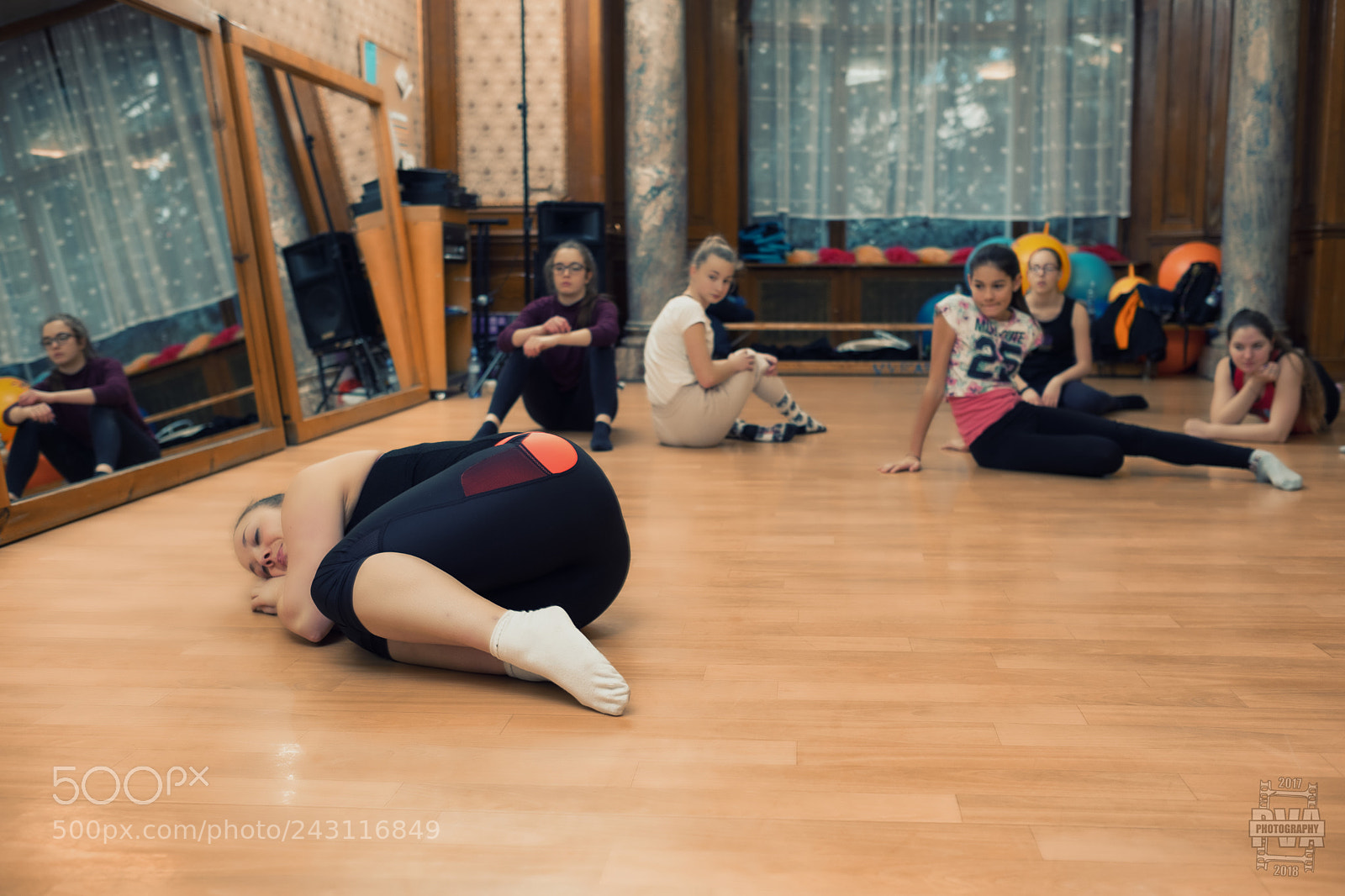 Fujifilm X-T2 sample photo. Contemporary dance training photography